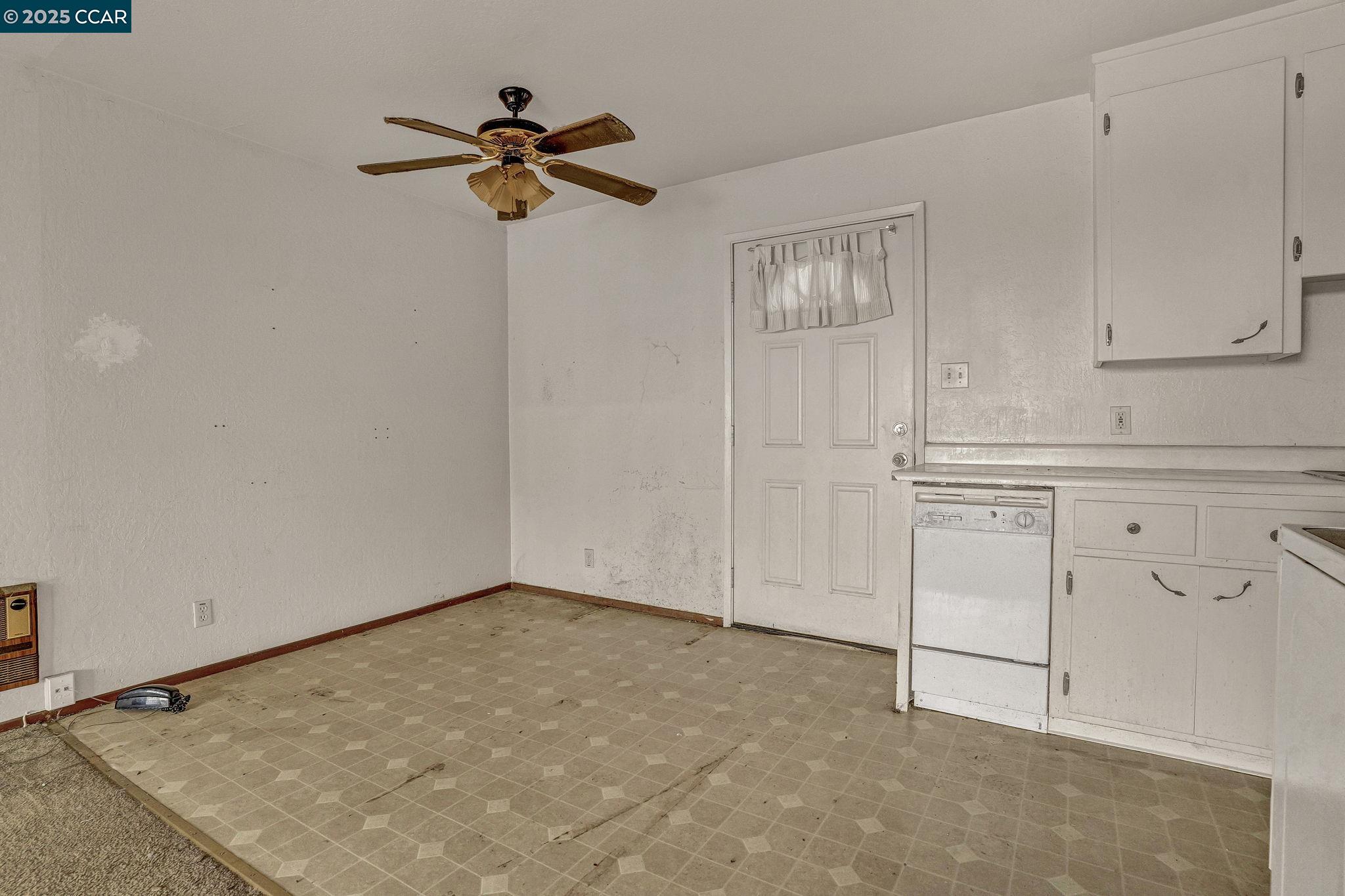 Photo #10: 41091944 Listing: Photo #10