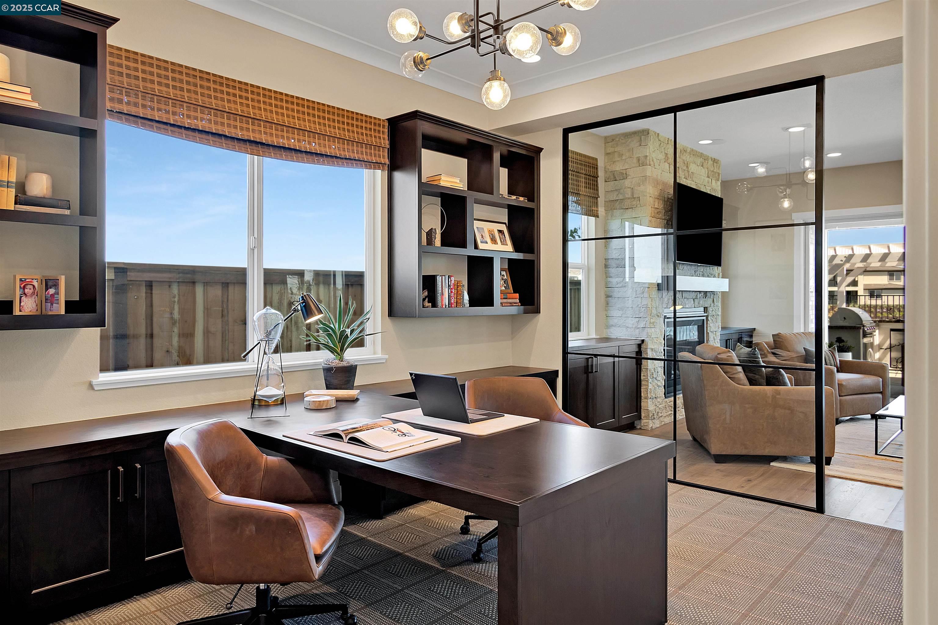 Detail Gallery Image 6 of 22 For 16138 Poulson Ct, Lathrop,  CA 95330 - 5 Beds | 4/1 Baths