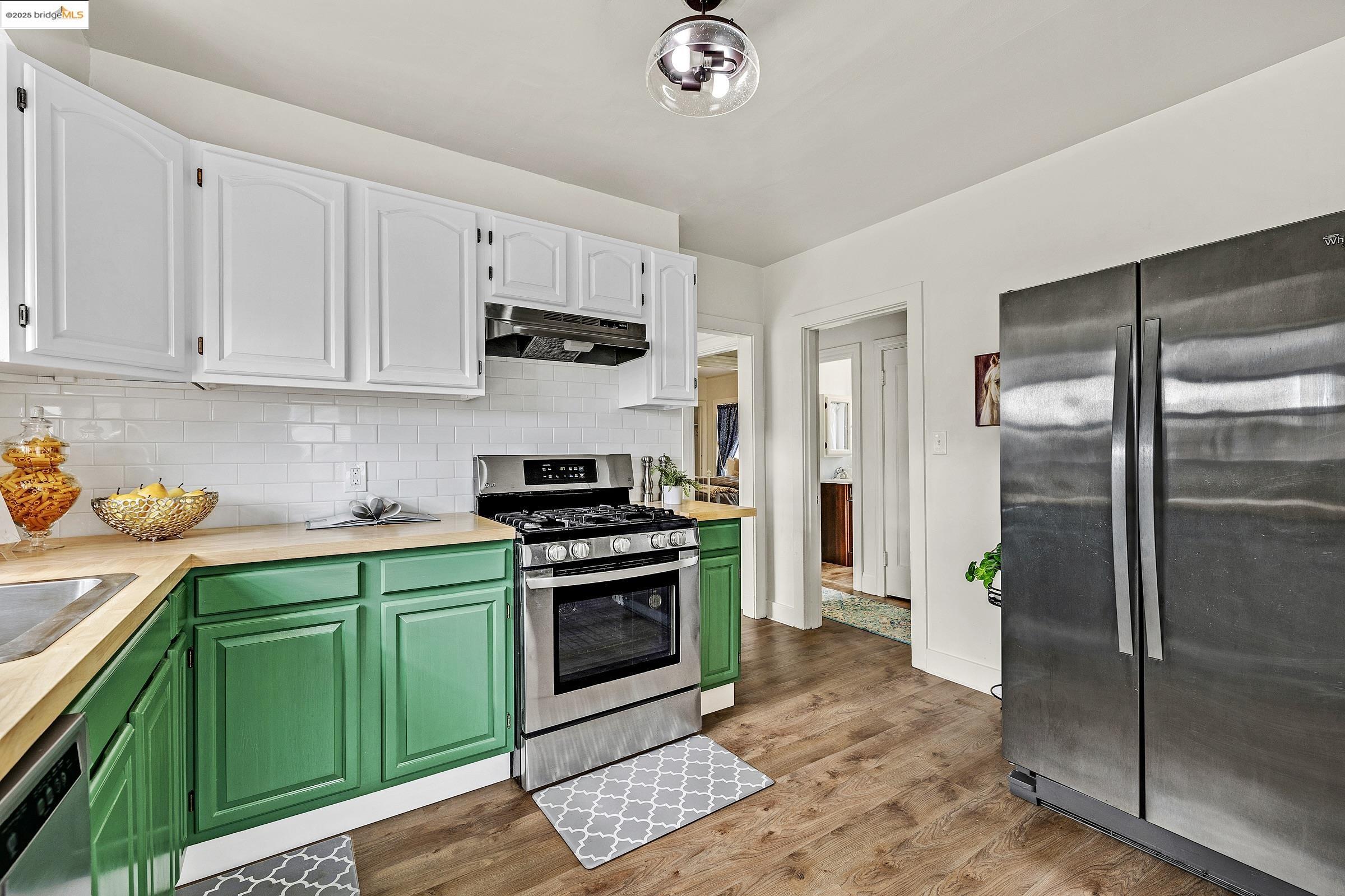 3324 68th Ave