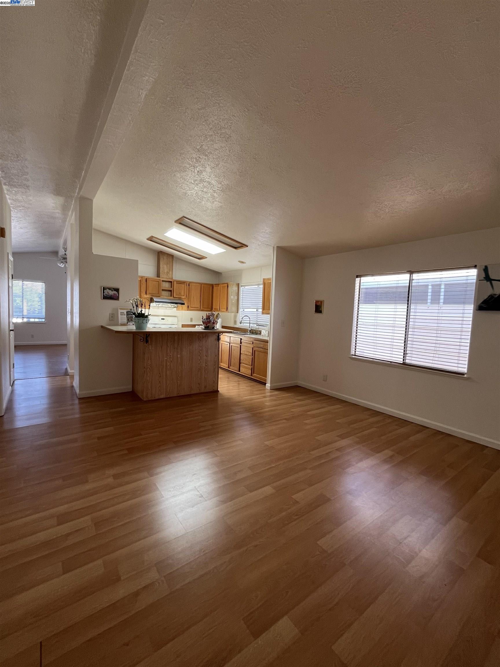 Detail Gallery Image 12 of 29 For 1085 Tasman Dr #241,  Sunnyvale,  CA 94089 - 2 Beds | 2 Baths