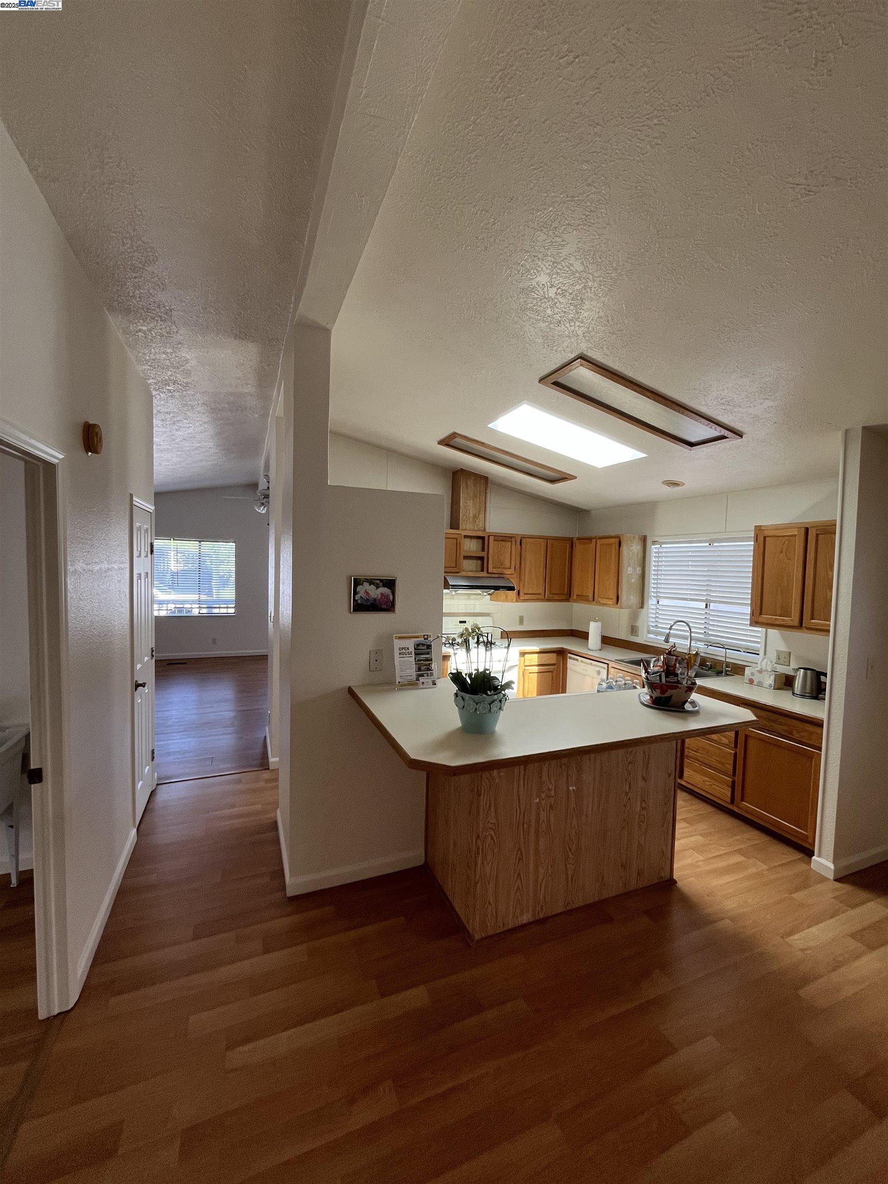 Detail Gallery Image 22 of 29 For 1085 Tasman Dr #241,  Sunnyvale,  CA 94089 - 2 Beds | 2 Baths