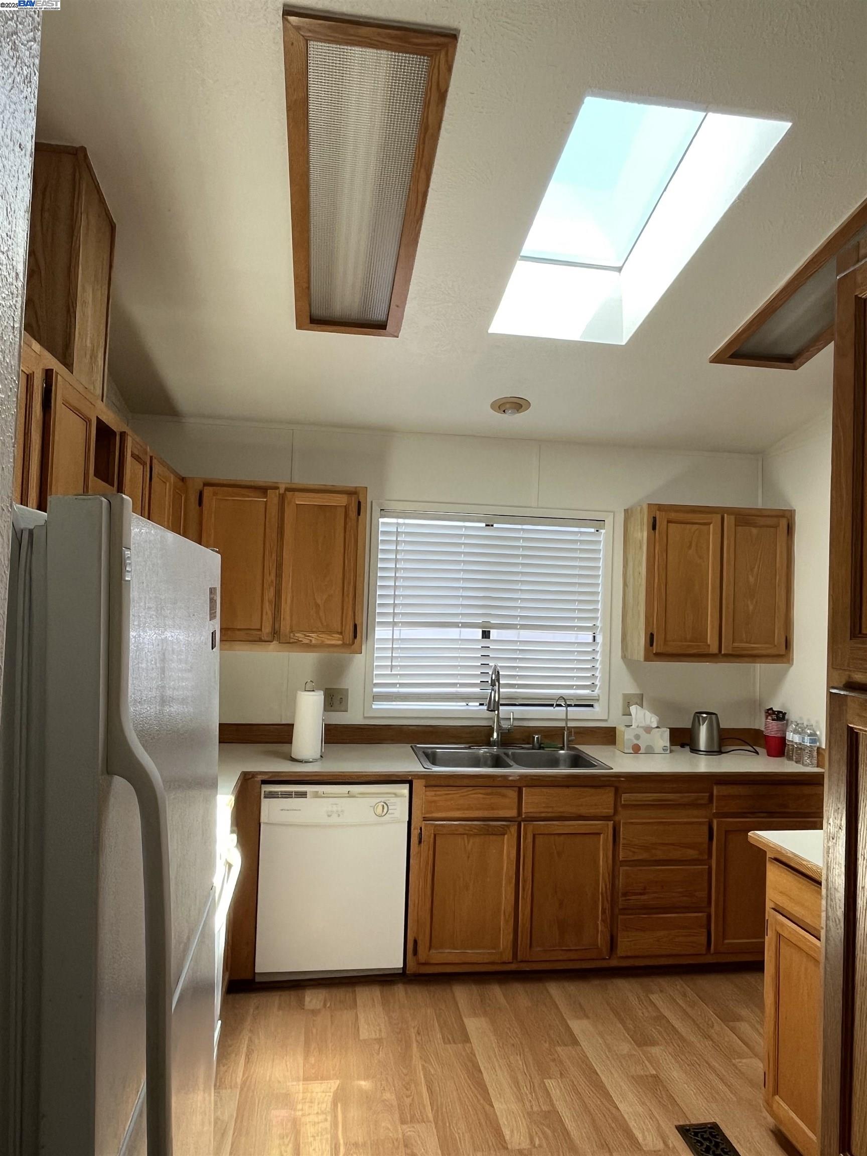 Detail Gallery Image 10 of 29 For 1085 Tasman Dr #241,  Sunnyvale,  CA 94089 - 2 Beds | 2 Baths