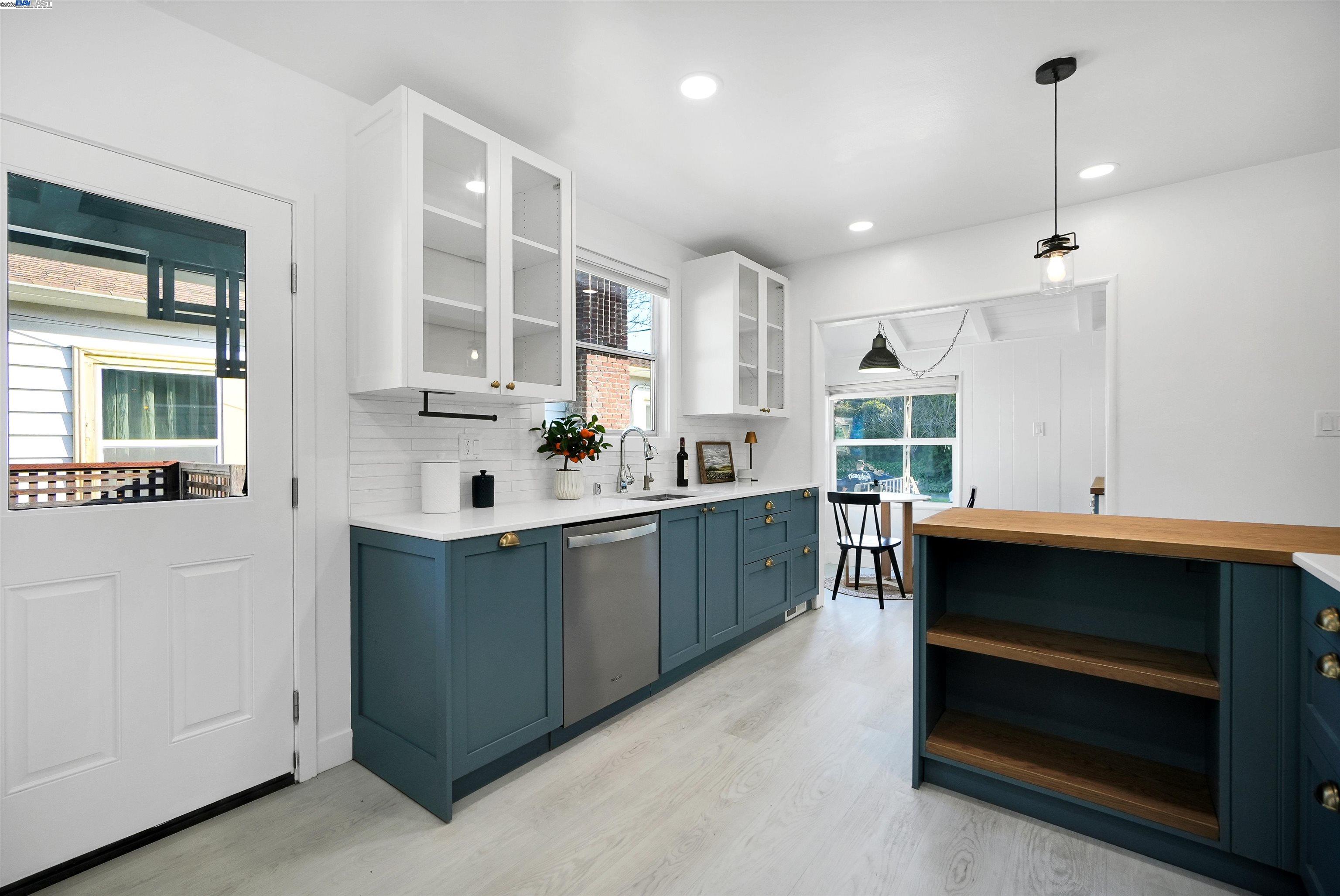 property-img