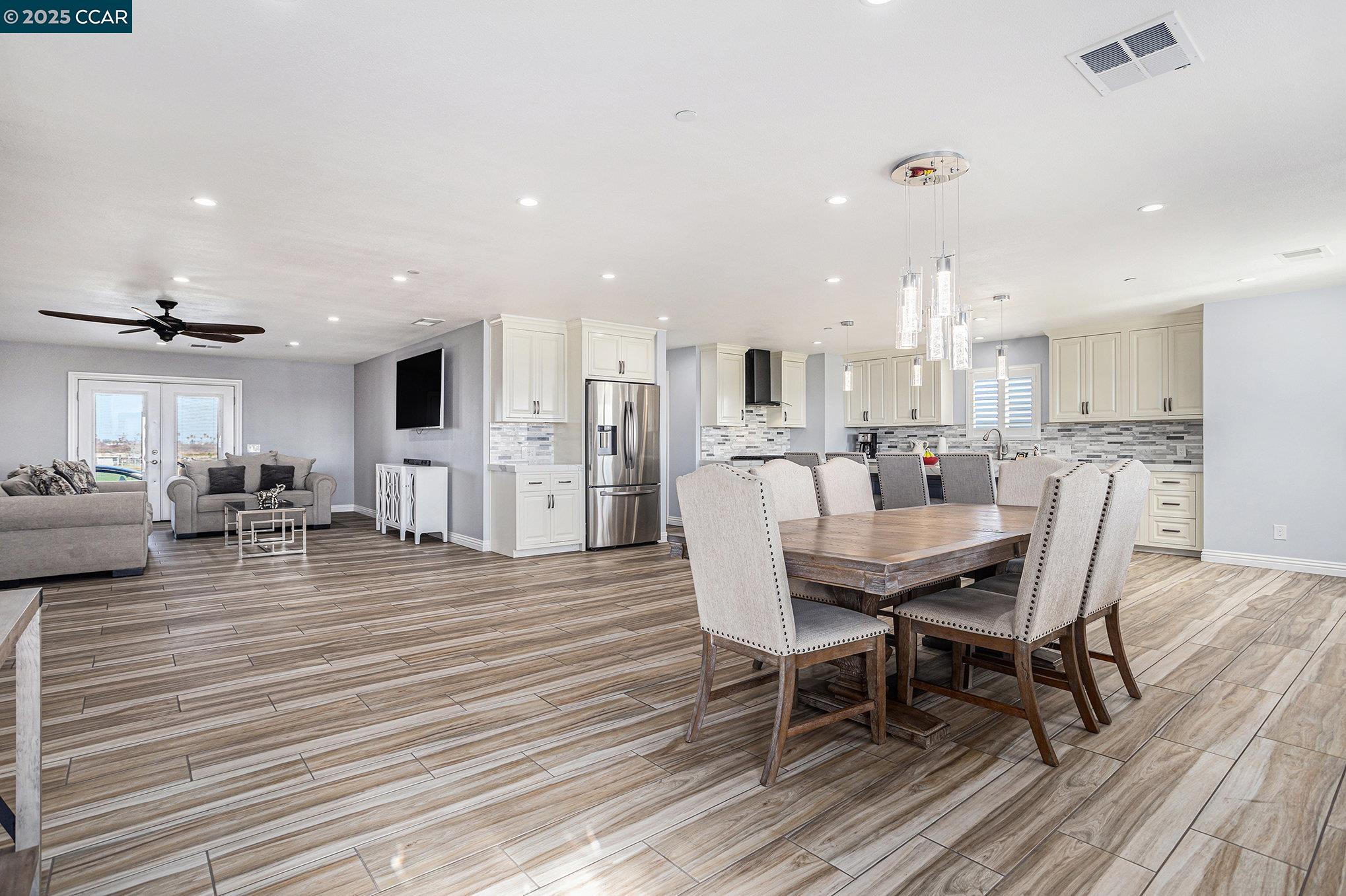 Detail Gallery Image 12 of 34 For 89 Homestead Rd, Tracy,  CA 95304 - 4 Beds | 2 Baths