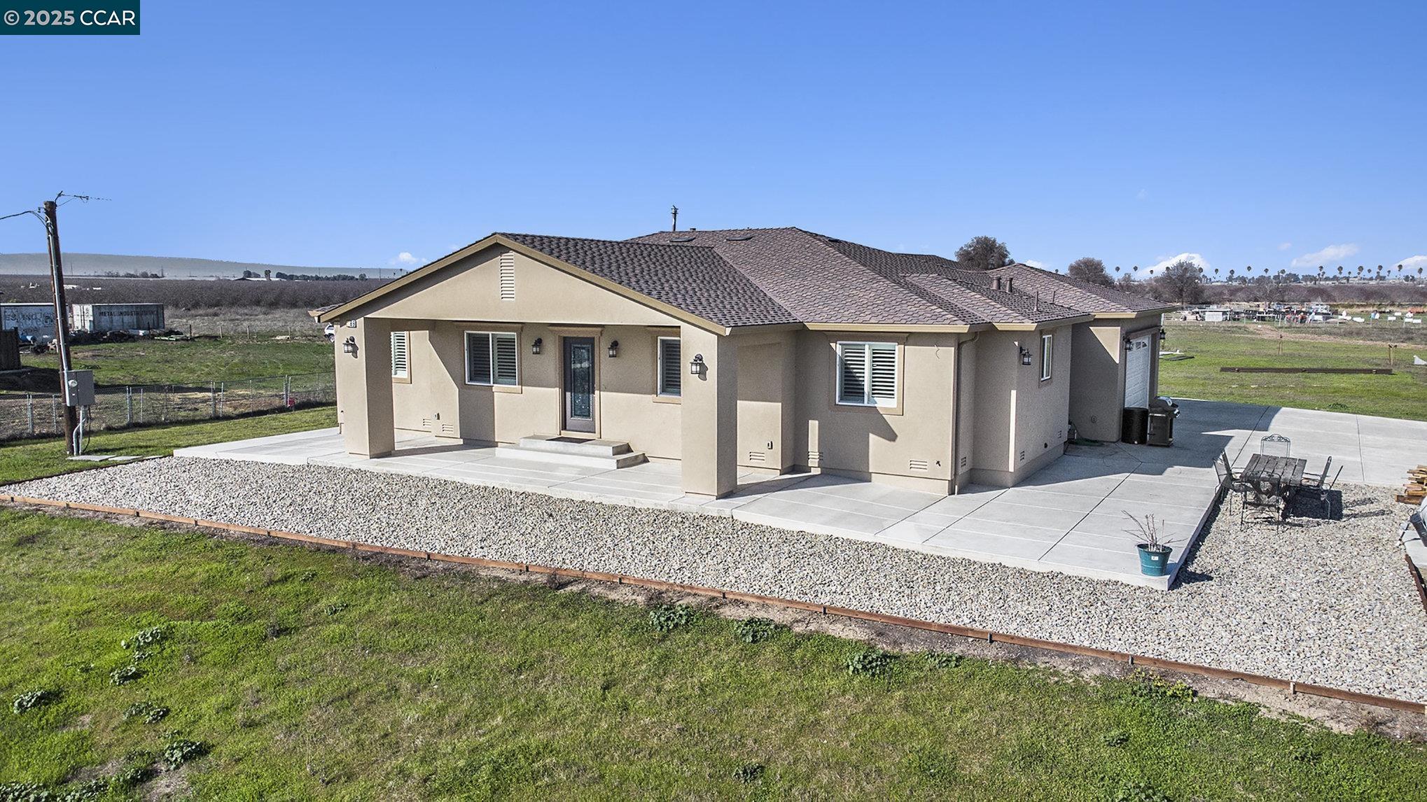 Detail Gallery Image 3 of 34 For 89 Homestead Rd, Tracy,  CA 95304 - 4 Beds | 2 Baths