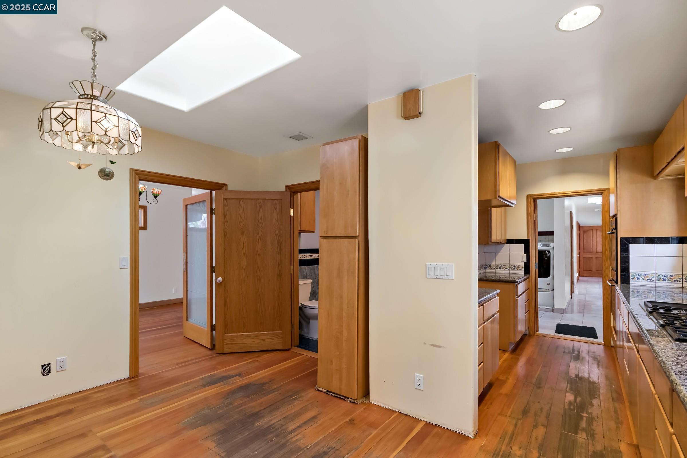 Detail Gallery Image 12 of 44 For 337 Bedal Ln, Campbell,  CA 95008 - 3 Beds | 3 Baths