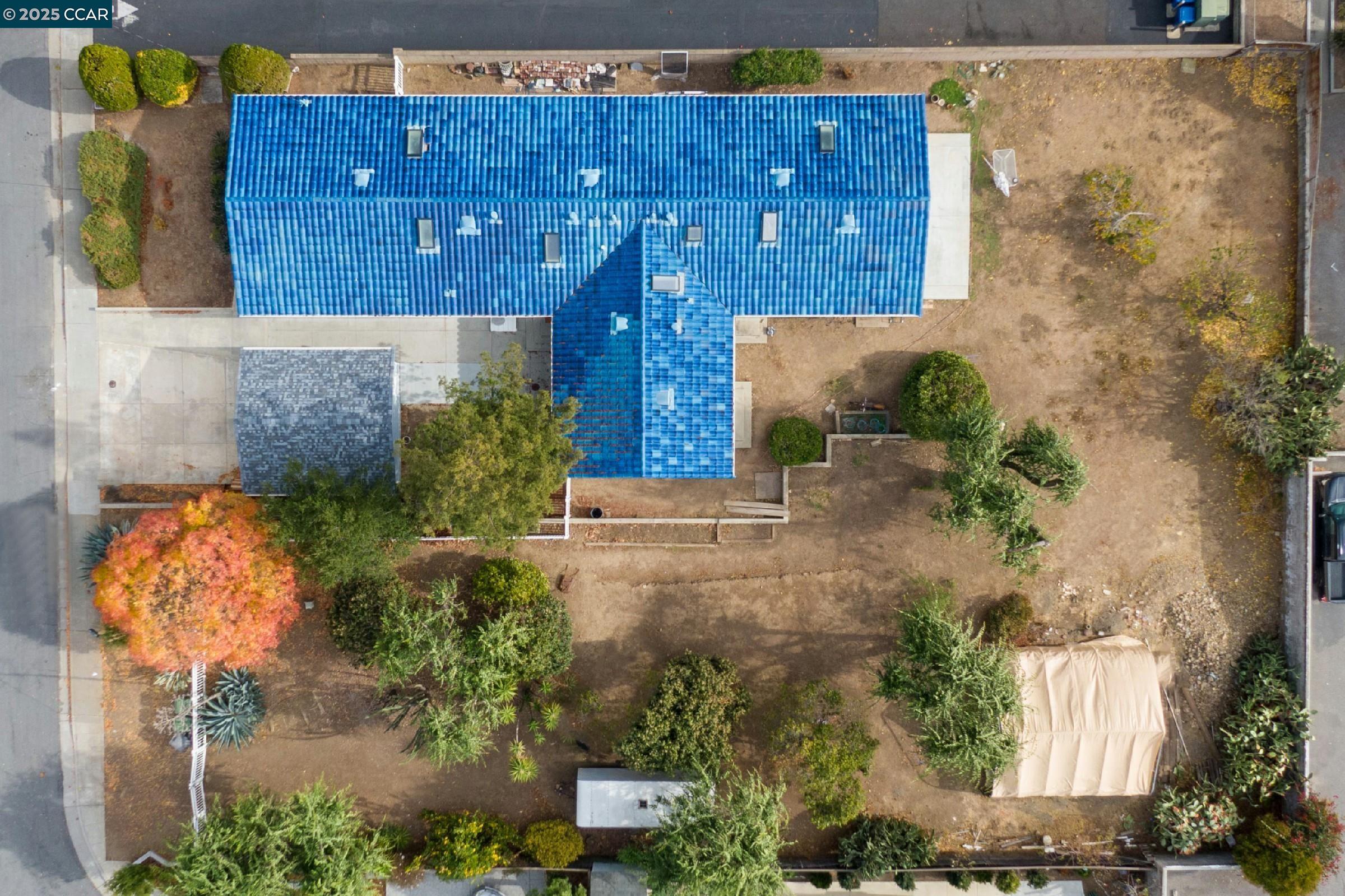 Detail Gallery Image 4 of 44 For 337 Bedal Ln, Campbell,  CA 95008 - 3 Beds | 3 Baths