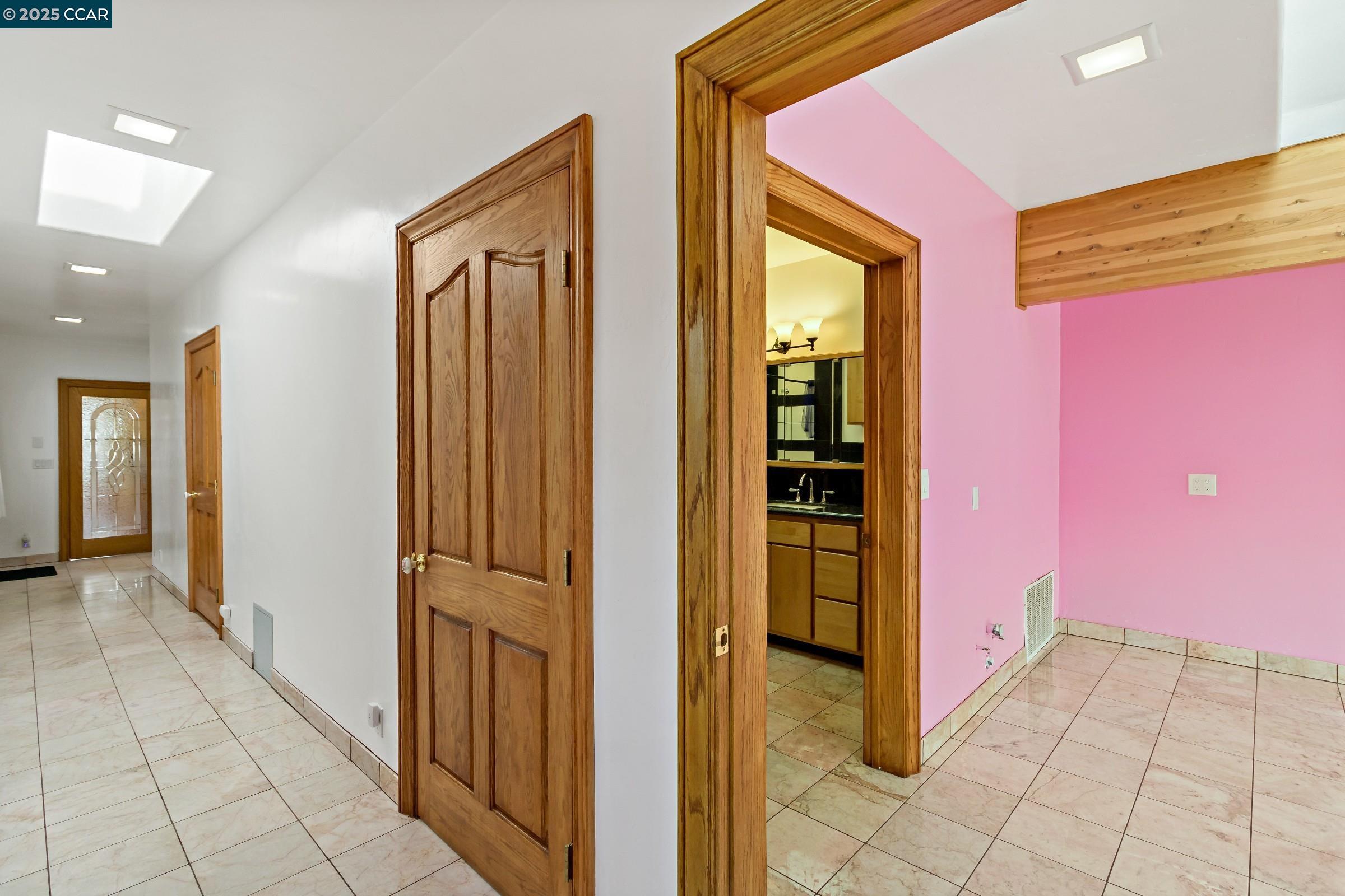 Detail Gallery Image 38 of 44 For 337 Bedal Ln, Campbell,  CA 95008 - 3 Beds | 3 Baths