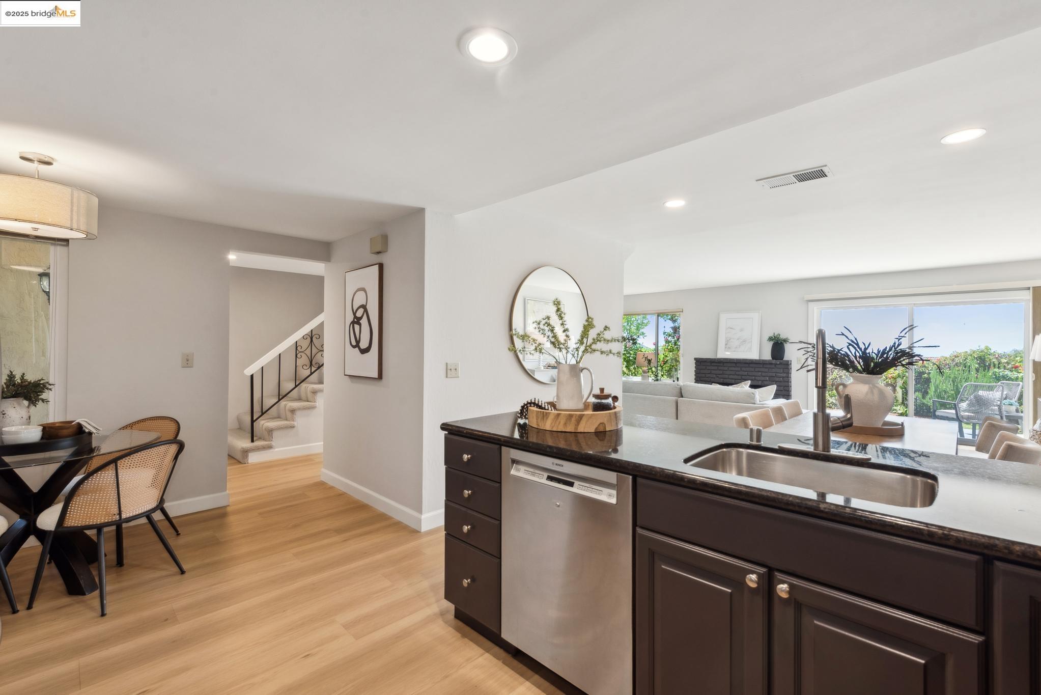 Photo #32: 41091989 Listing: Photo #32