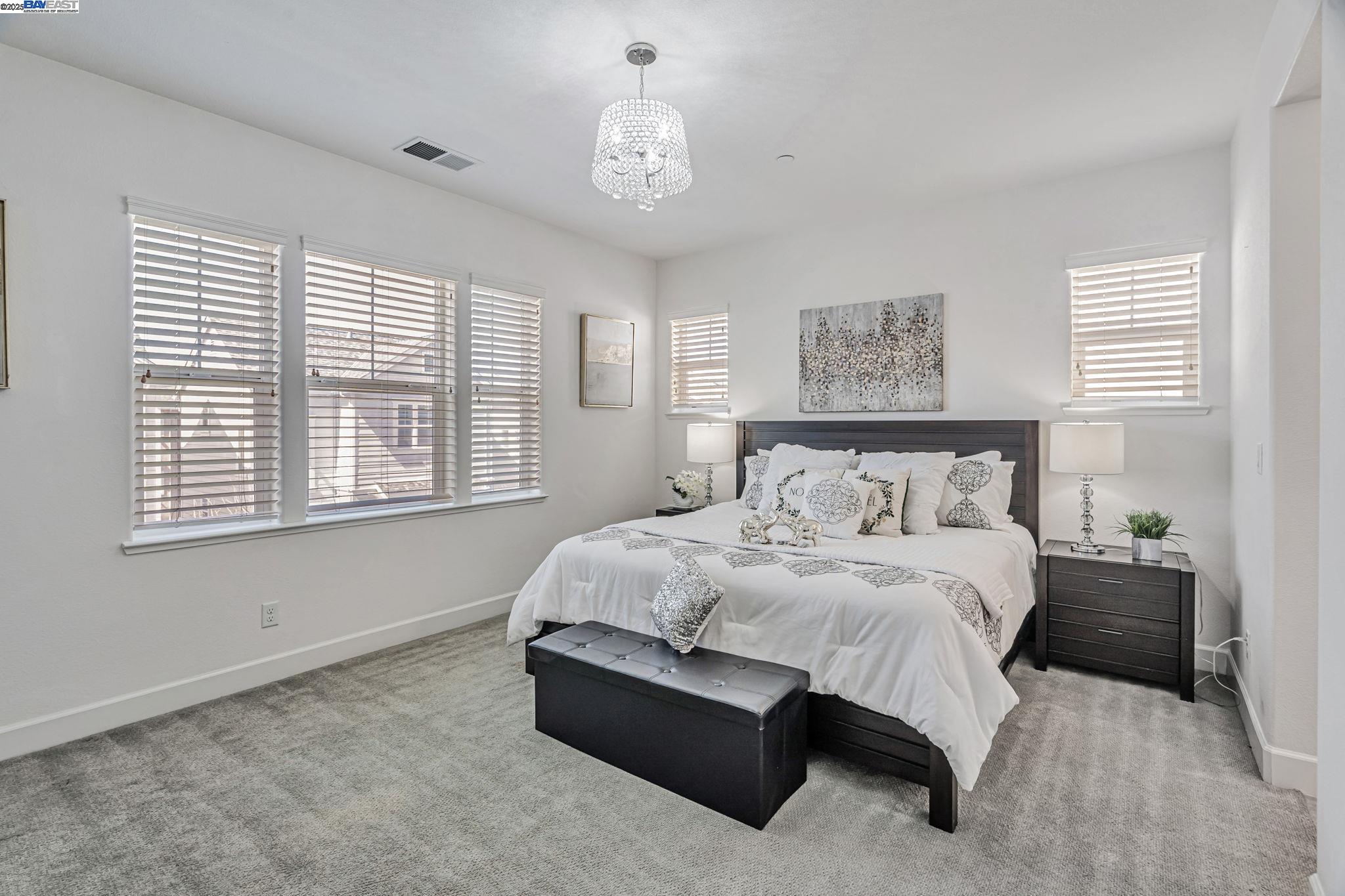Detail Gallery Image 15 of 20 For 705 Cannery Pl, San Jose,  CA 95112 - 3 Beds | 3/1 Baths