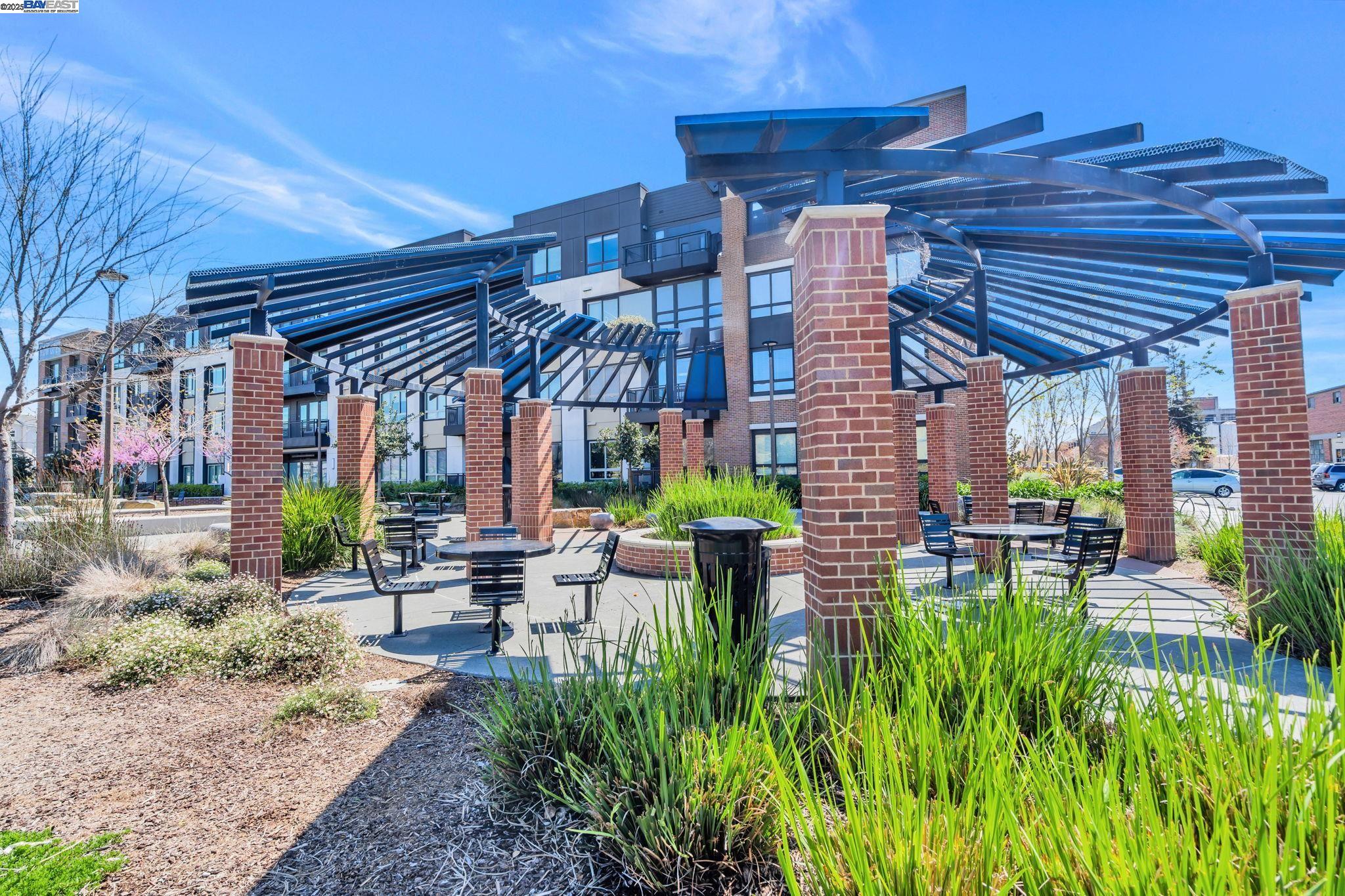 Detail Gallery Image 20 of 20 For 705 Cannery Pl, San Jose,  CA 95112 - 3 Beds | 3/1 Baths