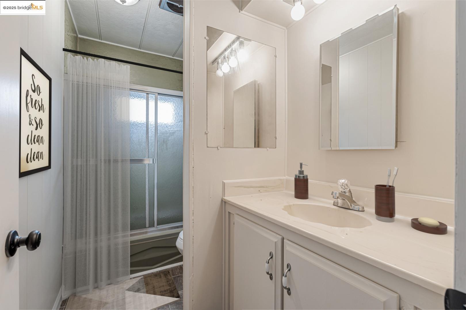 Detail Gallery Image 6 of 8 For 8200 Jantzen Rd #165,  Modesto,  CA 95357 - 3 Beds | 2 Baths