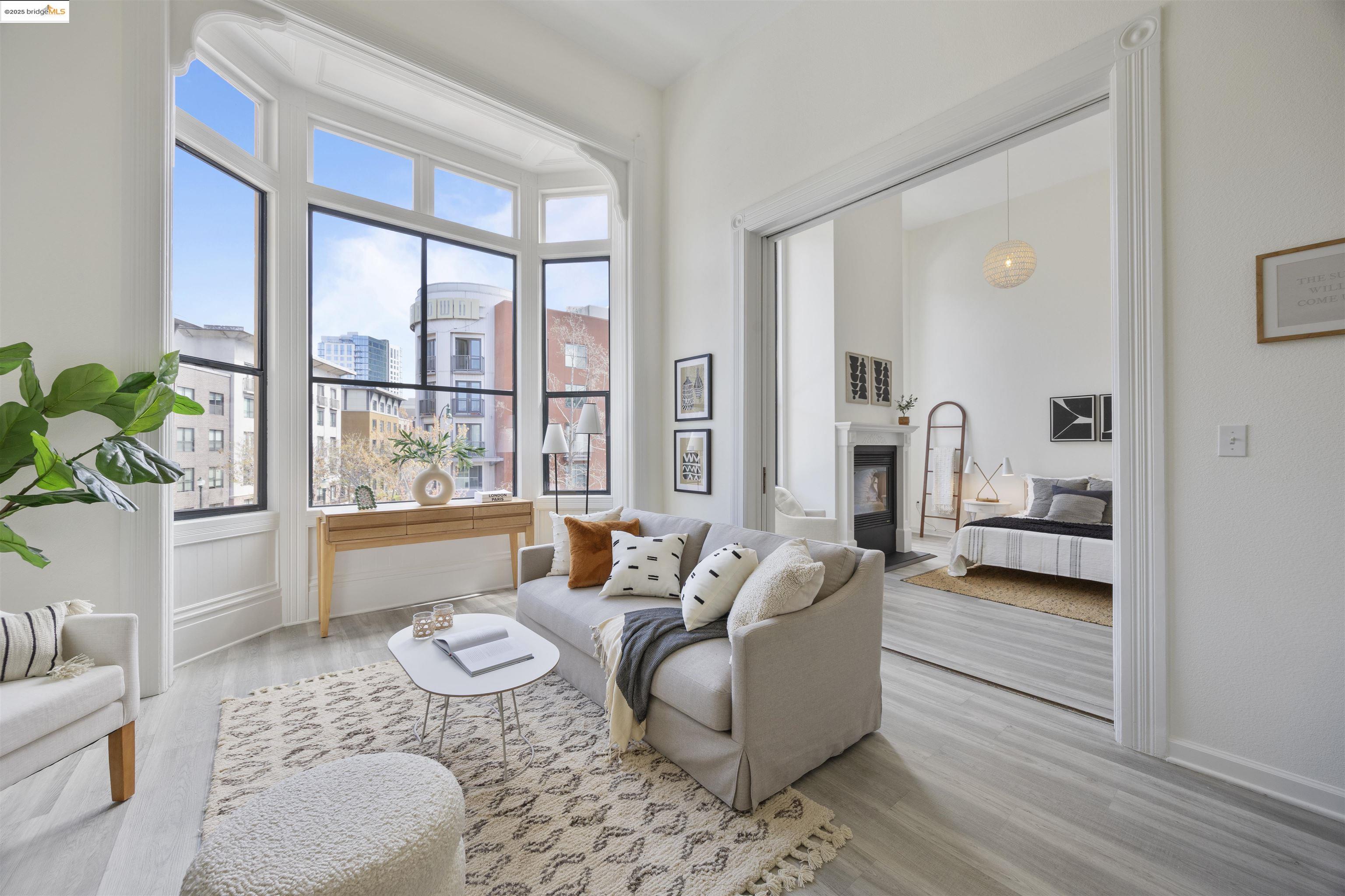 Detail Gallery Image 3 of 19 For 1909 San Pablo Ave #G,  Oakland,  CA 94612 - 1 Beds | 1 Baths