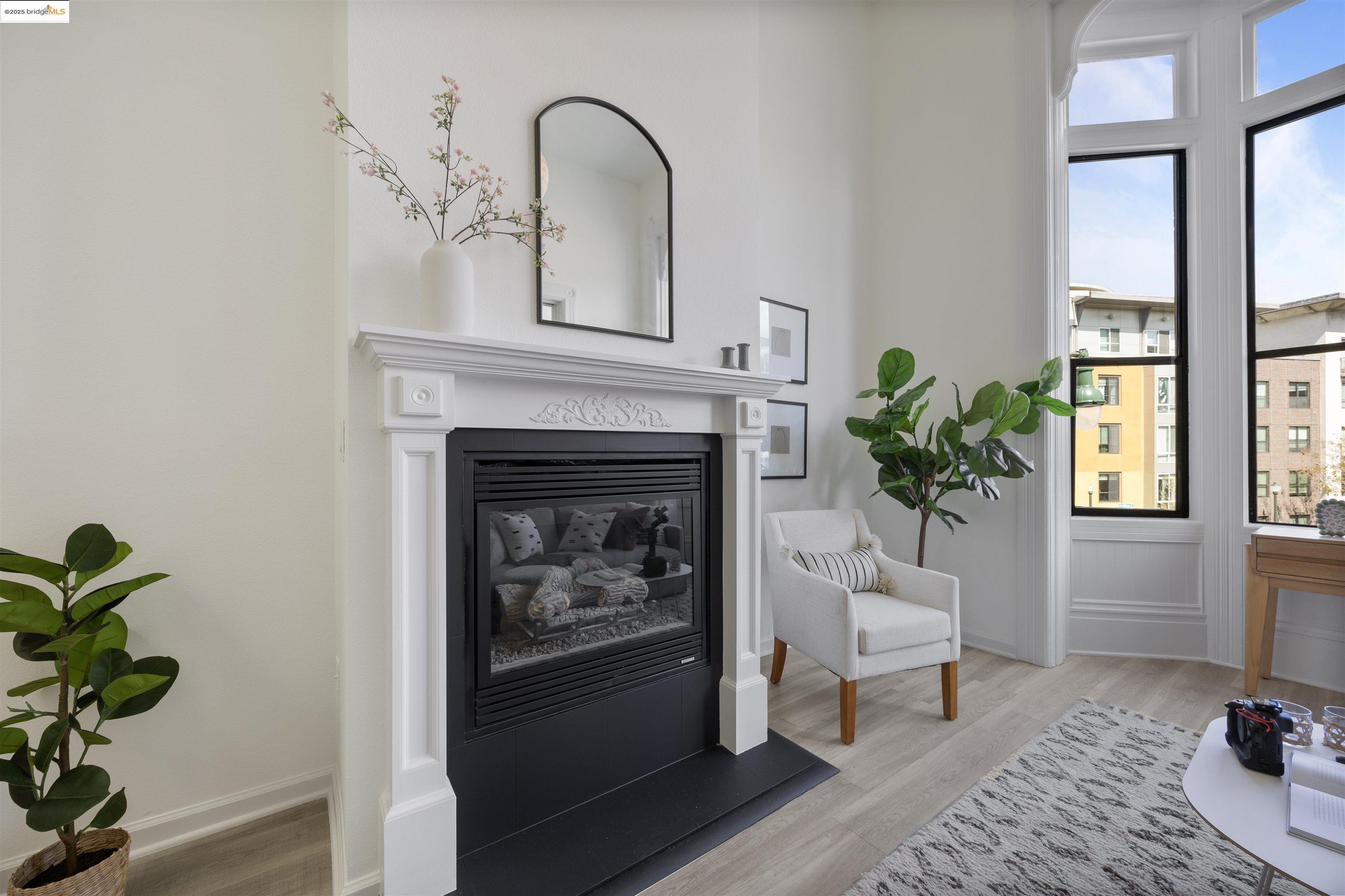 Detail Gallery Image 4 of 19 For 1909 San Pablo Ave #G,  Oakland,  CA 94612 - 1 Beds | 1 Baths