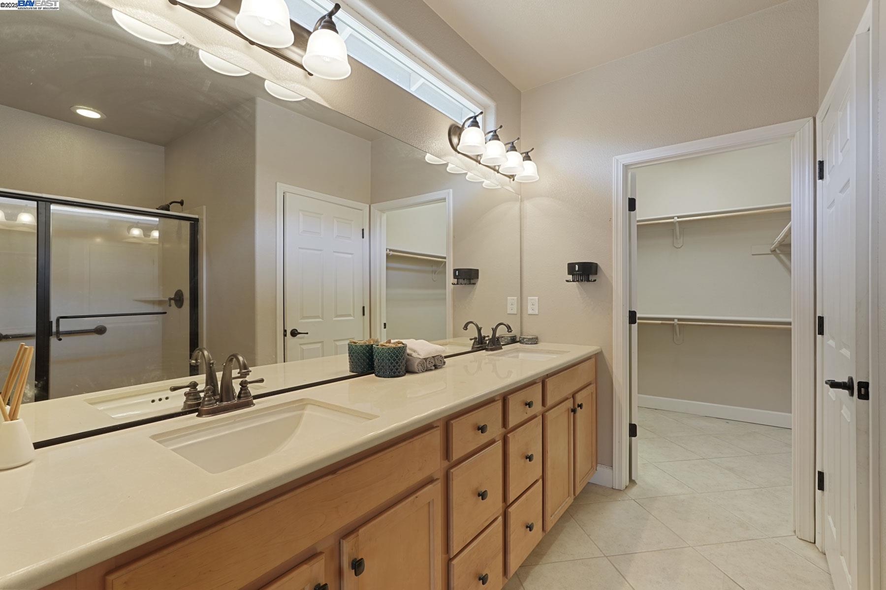 Detail Gallery Image 28 of 51 For 2961 Clear Point Way, Manteca,  CA 95336 - 2 Beds | 2 Baths
