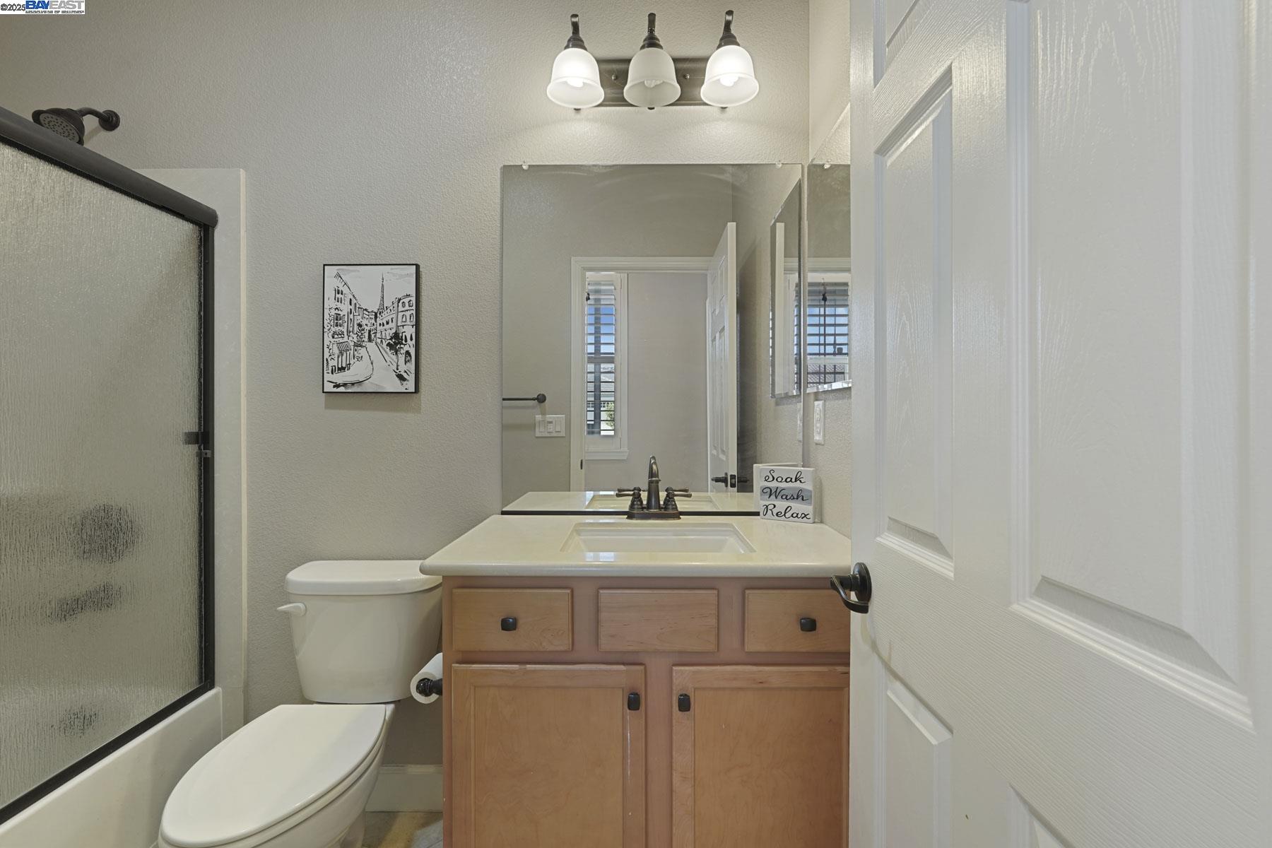 Detail Gallery Image 31 of 51 For 2961 Clear Point Way, Manteca,  CA 95336 - 2 Beds | 2 Baths