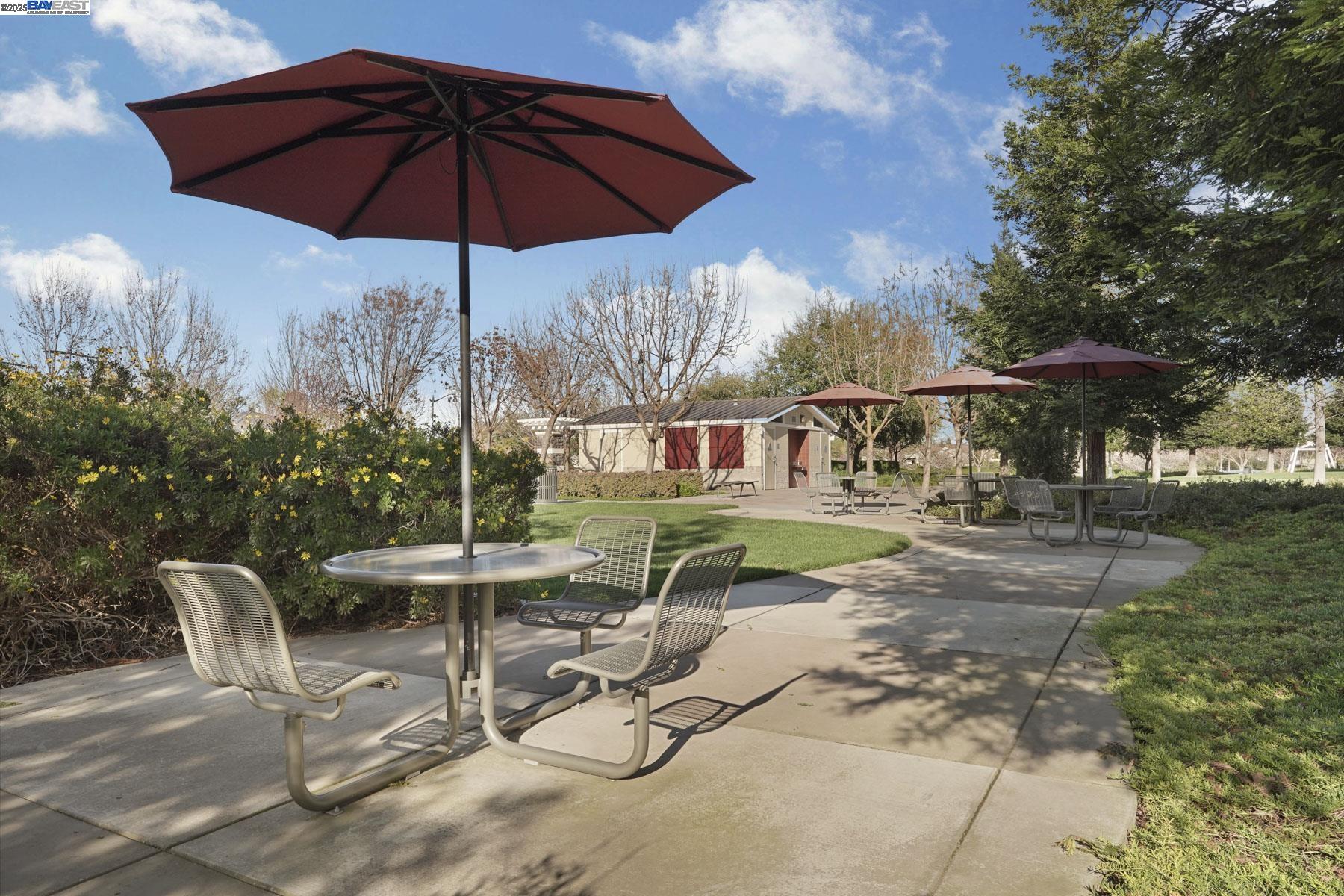Detail Gallery Image 46 of 51 For 2961 Clear Point Way, Manteca,  CA 95336 - 2 Beds | 2 Baths