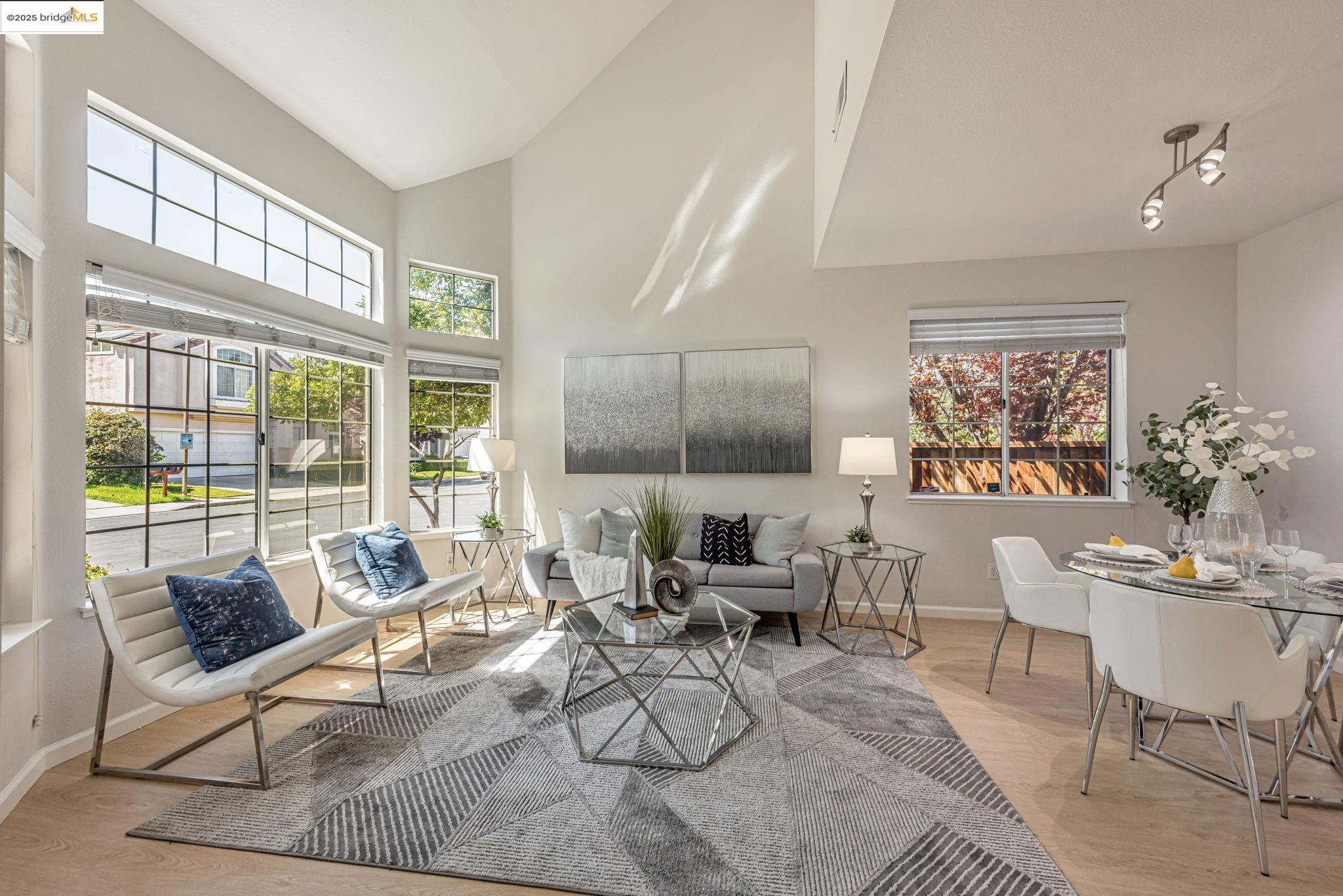 Detail Gallery Image 3 of 34 For 34299 Eucalyptus Ter, Fremont,  CA 94555 - 3 Beds | 2/1 Baths