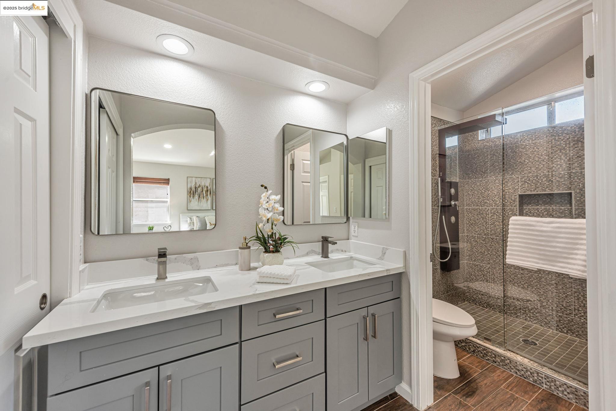Detail Gallery Image 19 of 34 For 34299 Eucalyptus Ter, Fremont,  CA 94555 - 3 Beds | 2/1 Baths