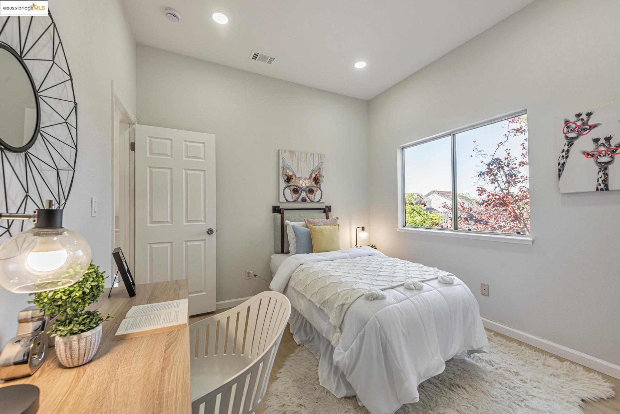 Detail Gallery Image 22 of 34 For 34299 Eucalyptus Ter, Fremont,  CA 94555 - 3 Beds | 2/1 Baths