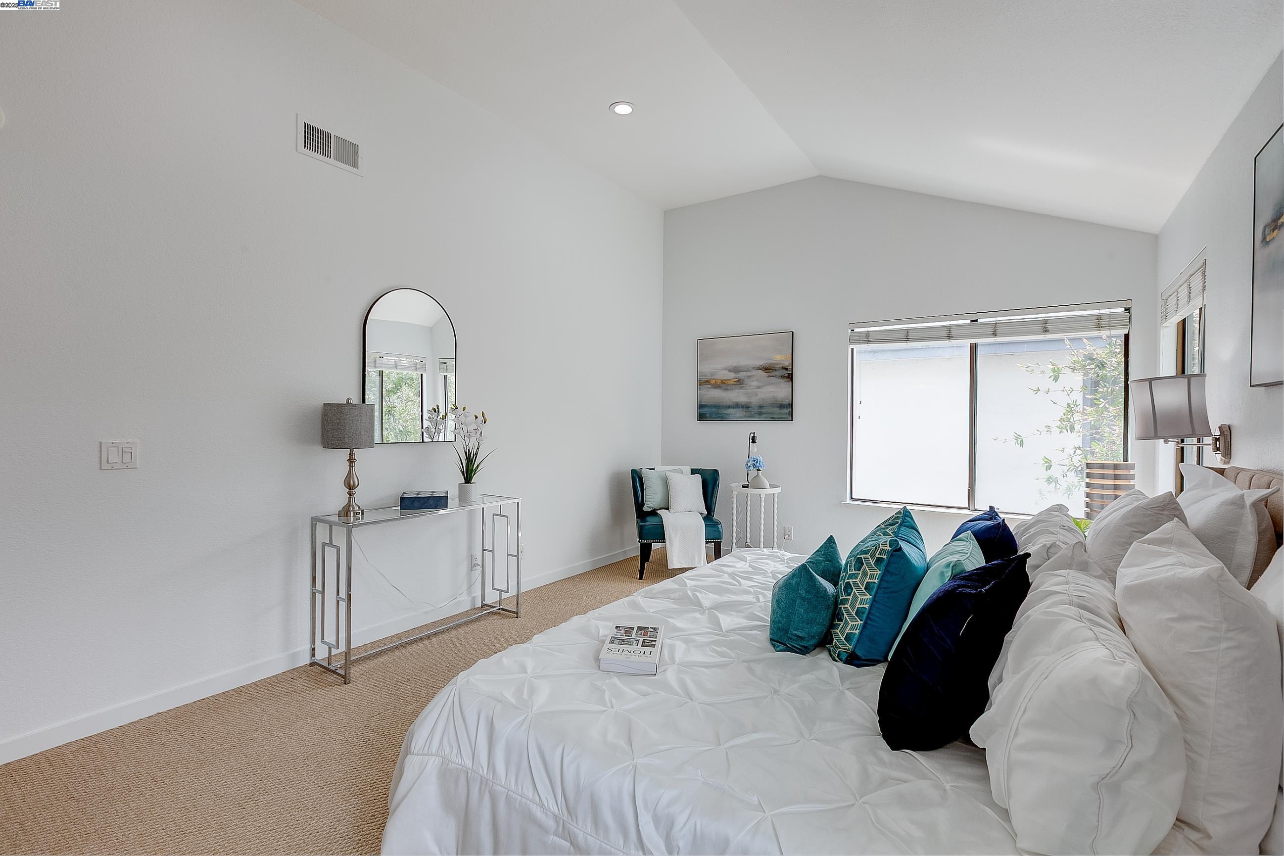 Detail Gallery Image 19 of 29 For 6384 Buena Vista Dr #B,  Newark,  CA 94560 - 2 Beds | 2 Baths