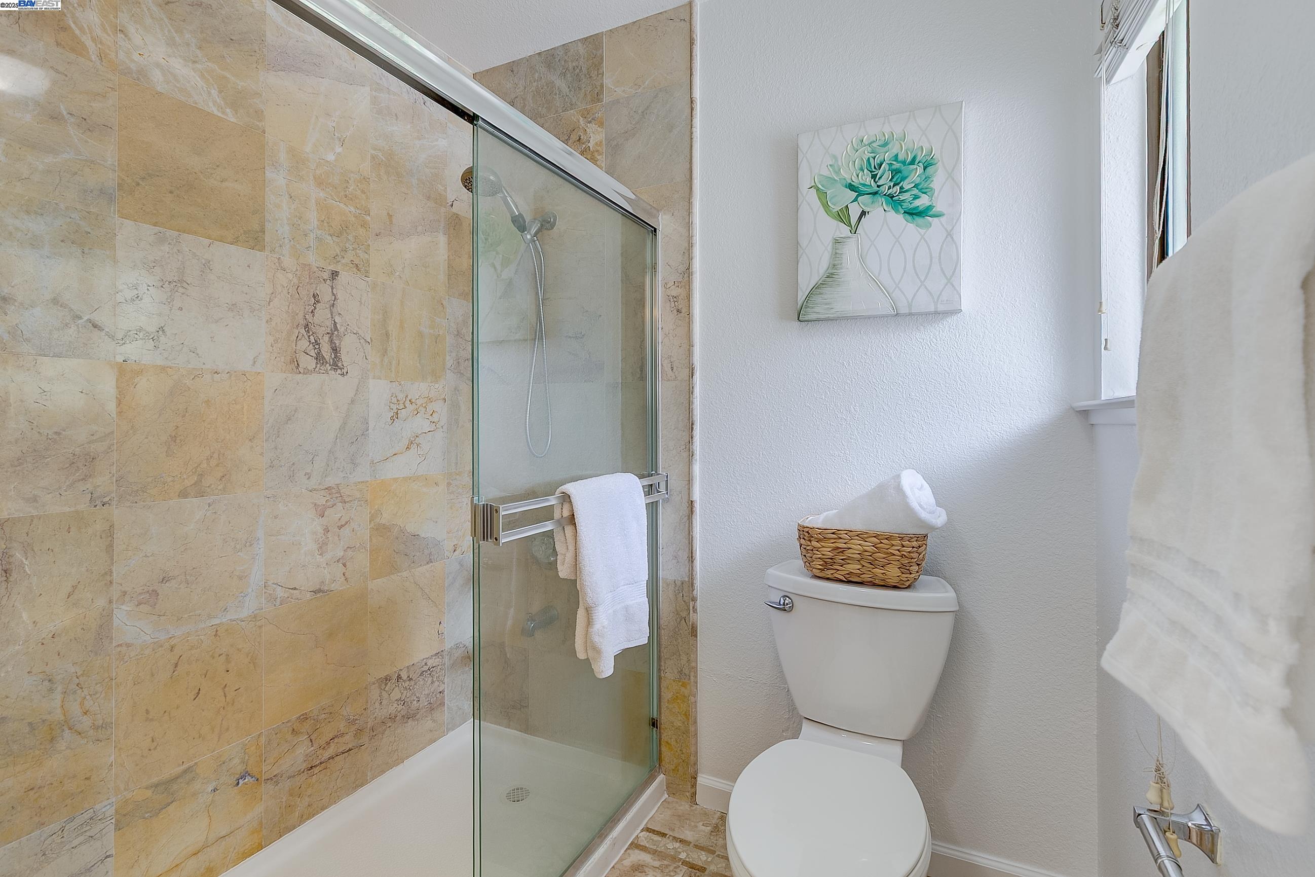 Detail Gallery Image 24 of 29 For 6384 Buena Vista Dr #B,  Newark,  CA 94560 - 2 Beds | 2 Baths
