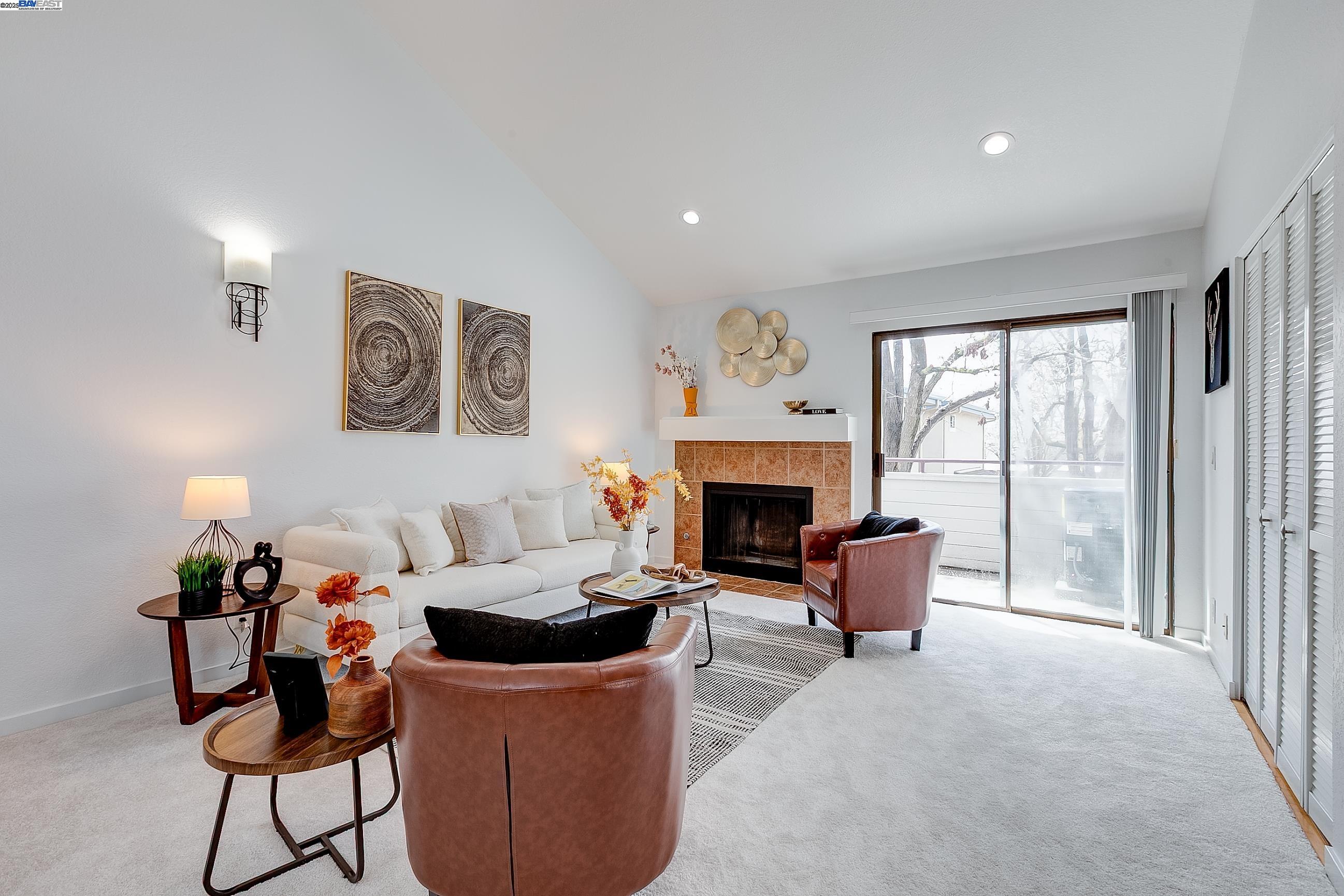 Detail Gallery Image 6 of 29 For 6384 Buena Vista Dr #B,  Newark,  CA 94560 - 2 Beds | 2 Baths