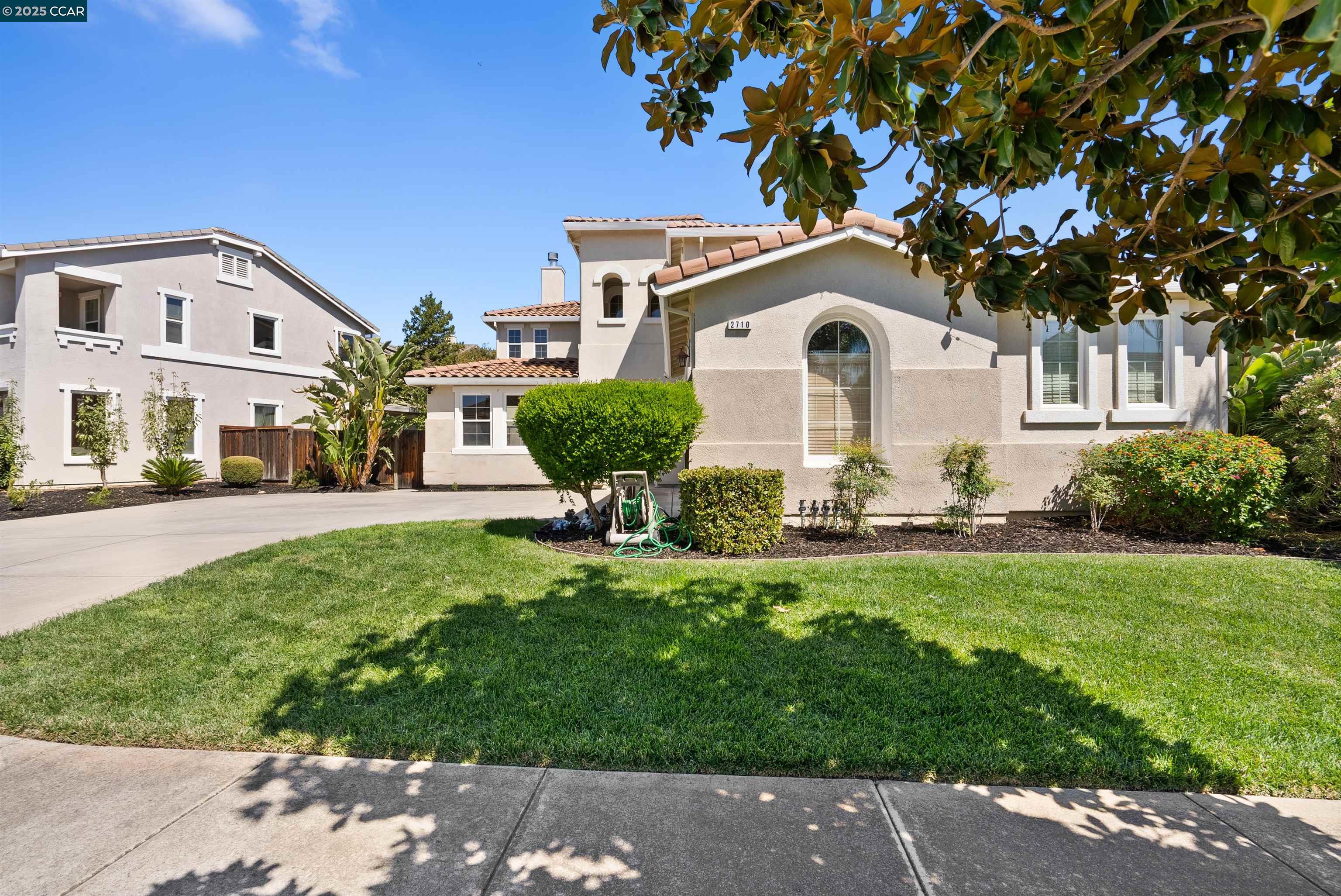 Detail Gallery Image 2 of 29 For 2710 Presidio, Brentwood,  CA 94513 - 4 Beds | 3 Baths