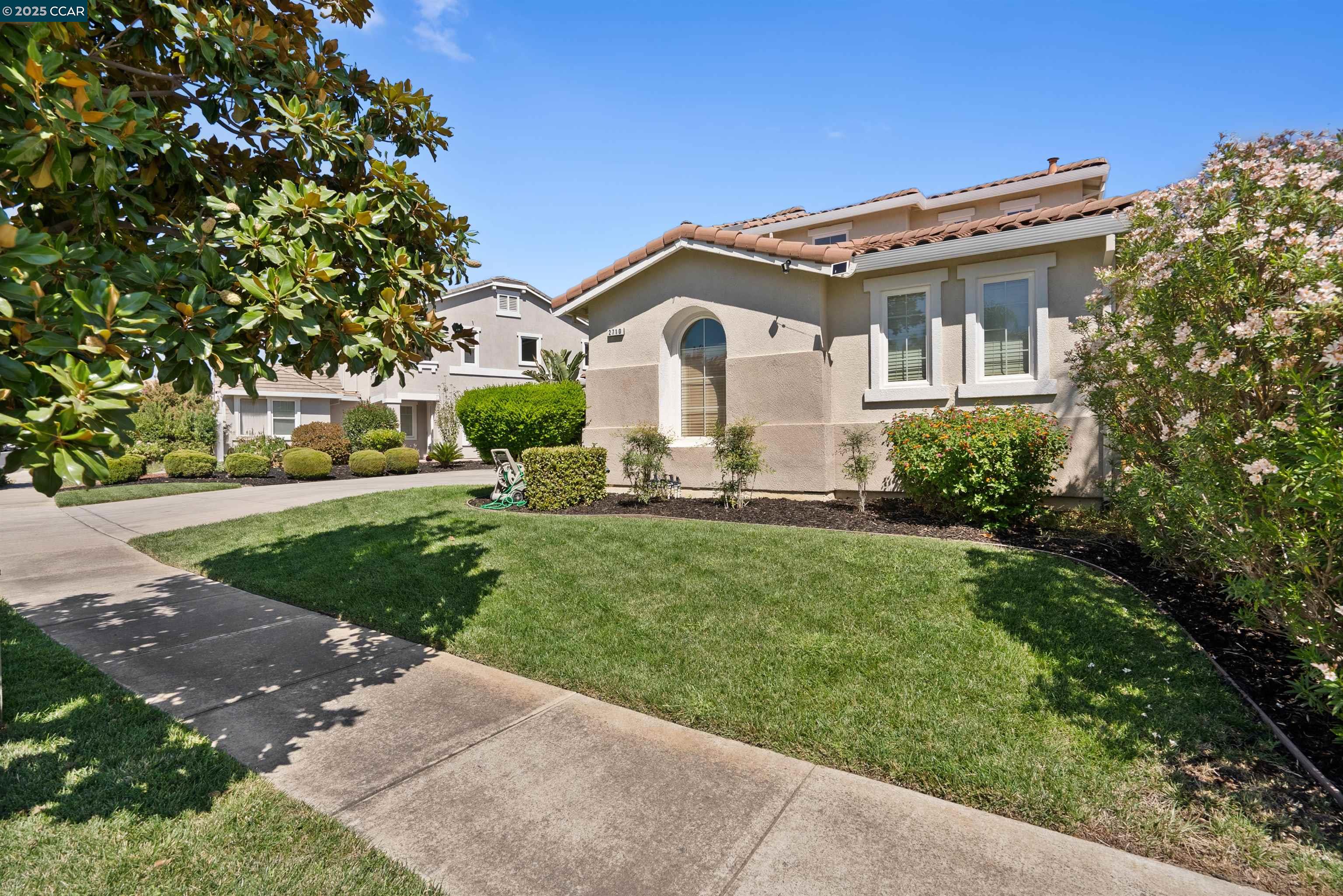 Detail Gallery Image 3 of 29 For 2710 Presidio, Brentwood,  CA 94513 - 4 Beds | 3 Baths