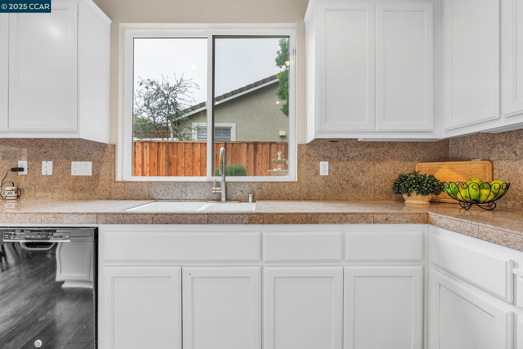 Detail Gallery Image 23 of 29 For 2710 Presidio, Brentwood,  CA 94513 - 4 Beds | 3 Baths