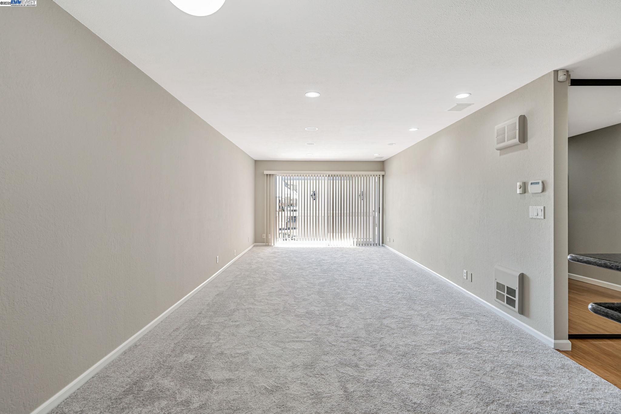 Detail Gallery Image 21 of 40 For 950 Shorepoint Ct #309,  Alameda,  CA 94501 - 1 Beds | 1 Baths