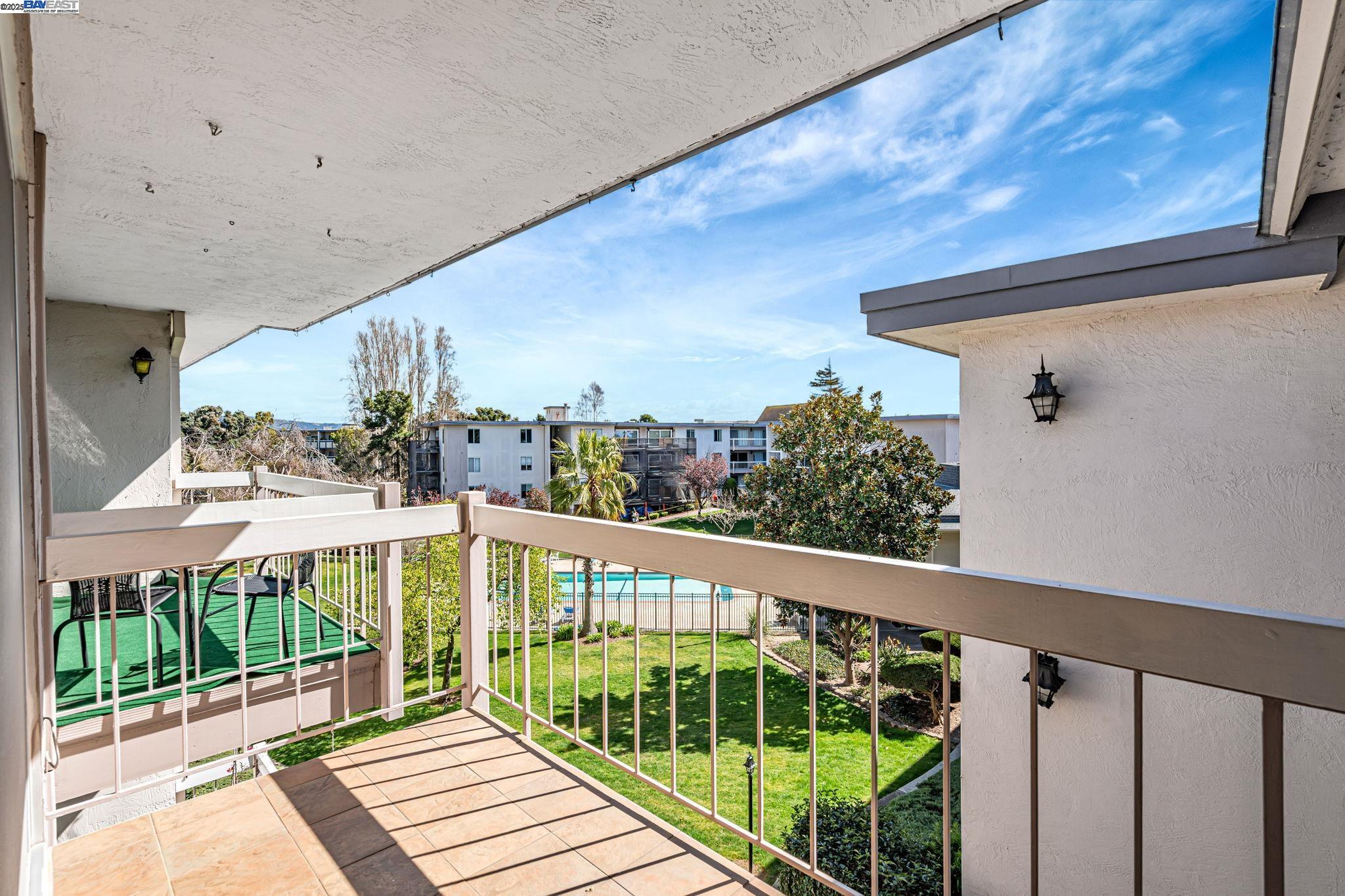 Detail Gallery Image 30 of 40 For 950 Shorepoint Ct #309,  Alameda,  CA 94501 - 1 Beds | 1 Baths