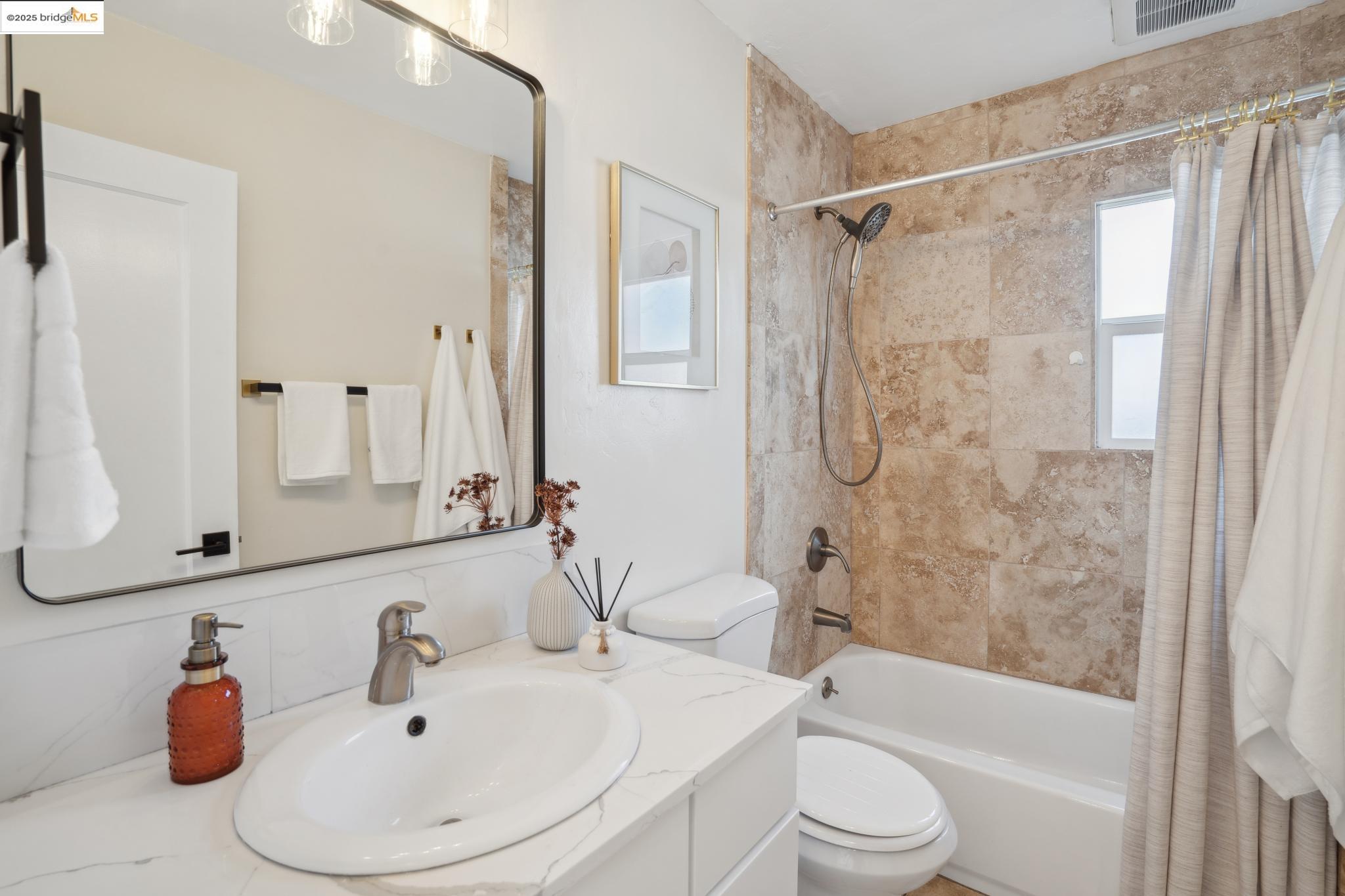 Detail Gallery Image 15 of 38 For 928 N 7th St, San Jose,  CA 95112 - 3 Beds | 2 Baths