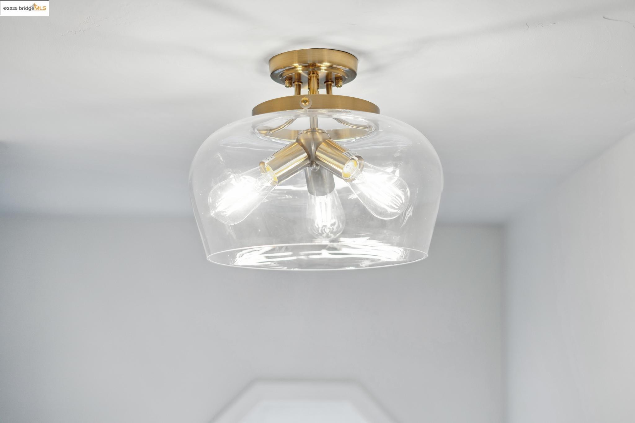 Detail Gallery Image 16 of 38 For 928 N 7th St, San Jose,  CA 95112 - 3 Beds | 2 Baths