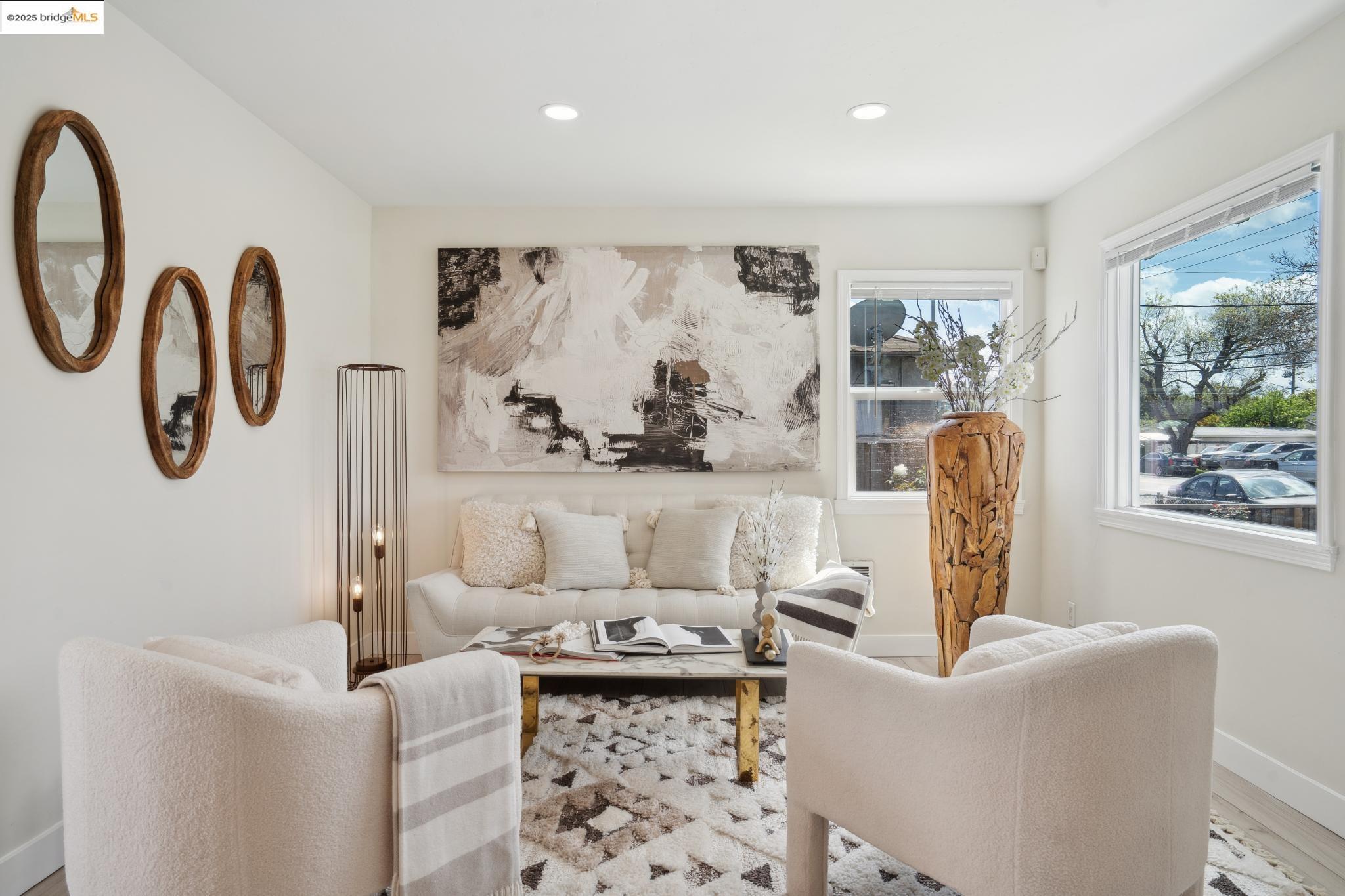 Detail Gallery Image 6 of 38 For 928 N 7th St, San Jose,  CA 95112 - 3 Beds | 2 Baths