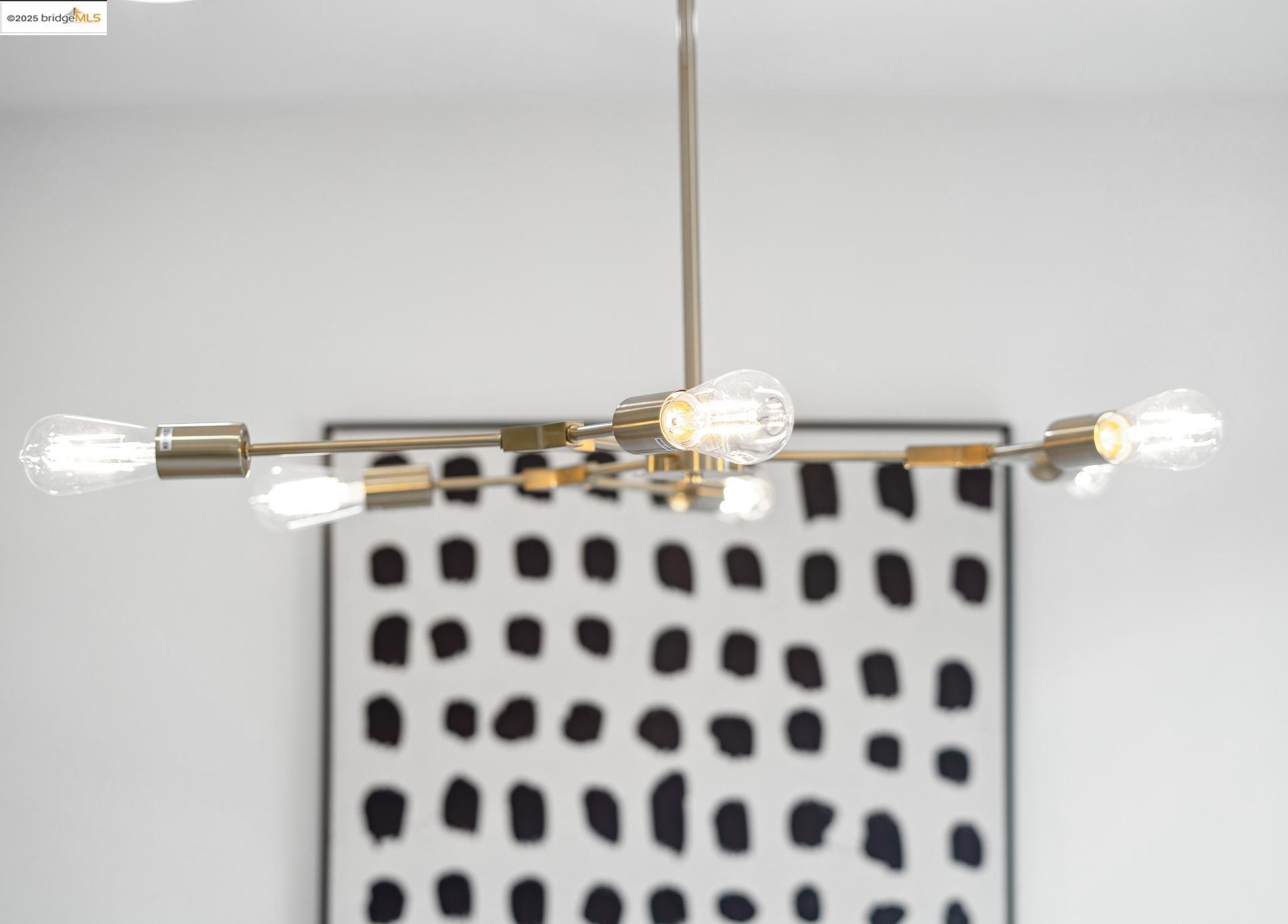 Detail Gallery Image 9 of 38 For 928 N 7th St, San Jose,  CA 95112 - 3 Beds | 2 Baths