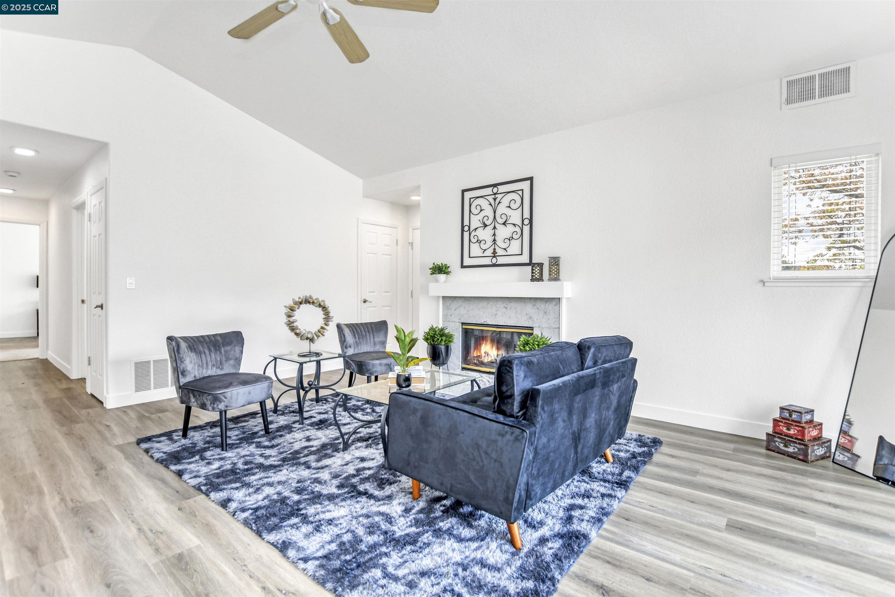Photo #6: 41092044 Listing: Photo #6