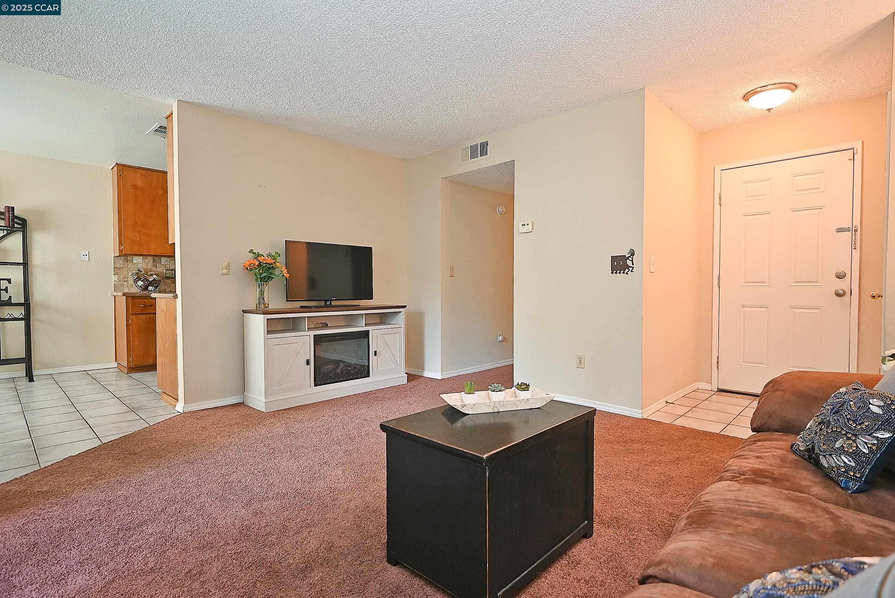 Photo #3: 41092045 Listing 