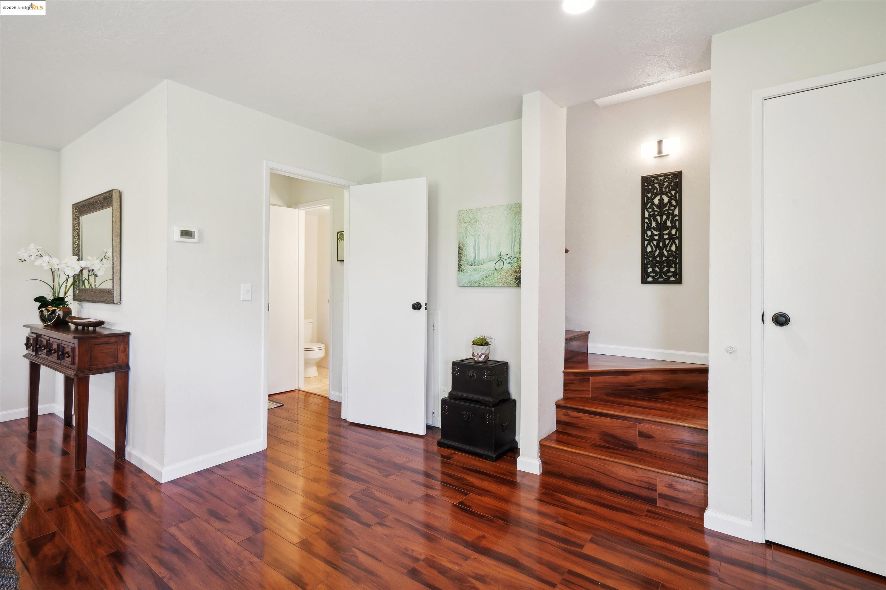 Detail Gallery Image 18 of 32 For 1706 Dalessi Dr, Pinole,  CA 94564 - 3 Beds | 2/1 Baths