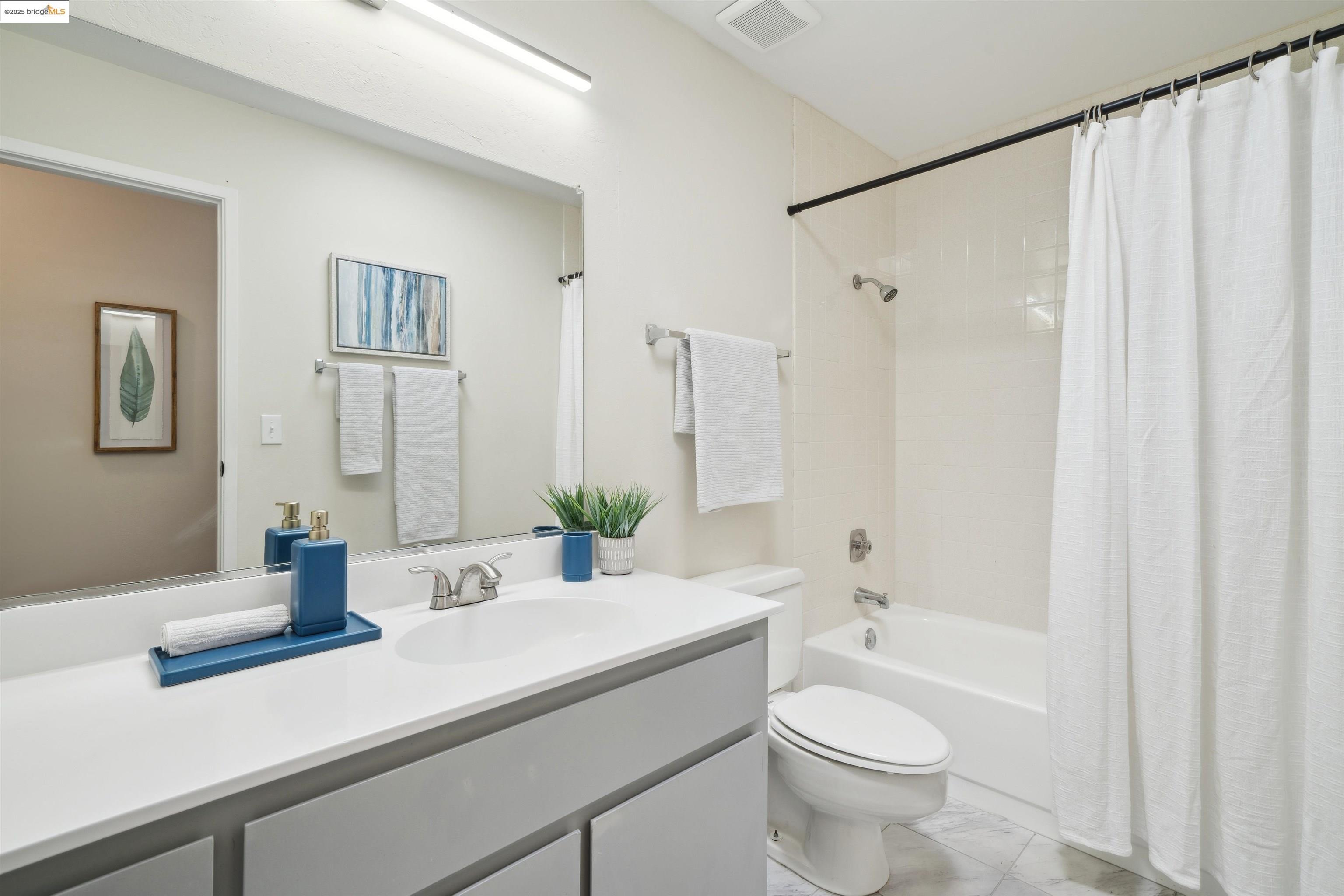 Detail Gallery Image 30 of 32 For 1706 Dalessi Dr, Pinole,  CA 94564 - 3 Beds | 2/1 Baths