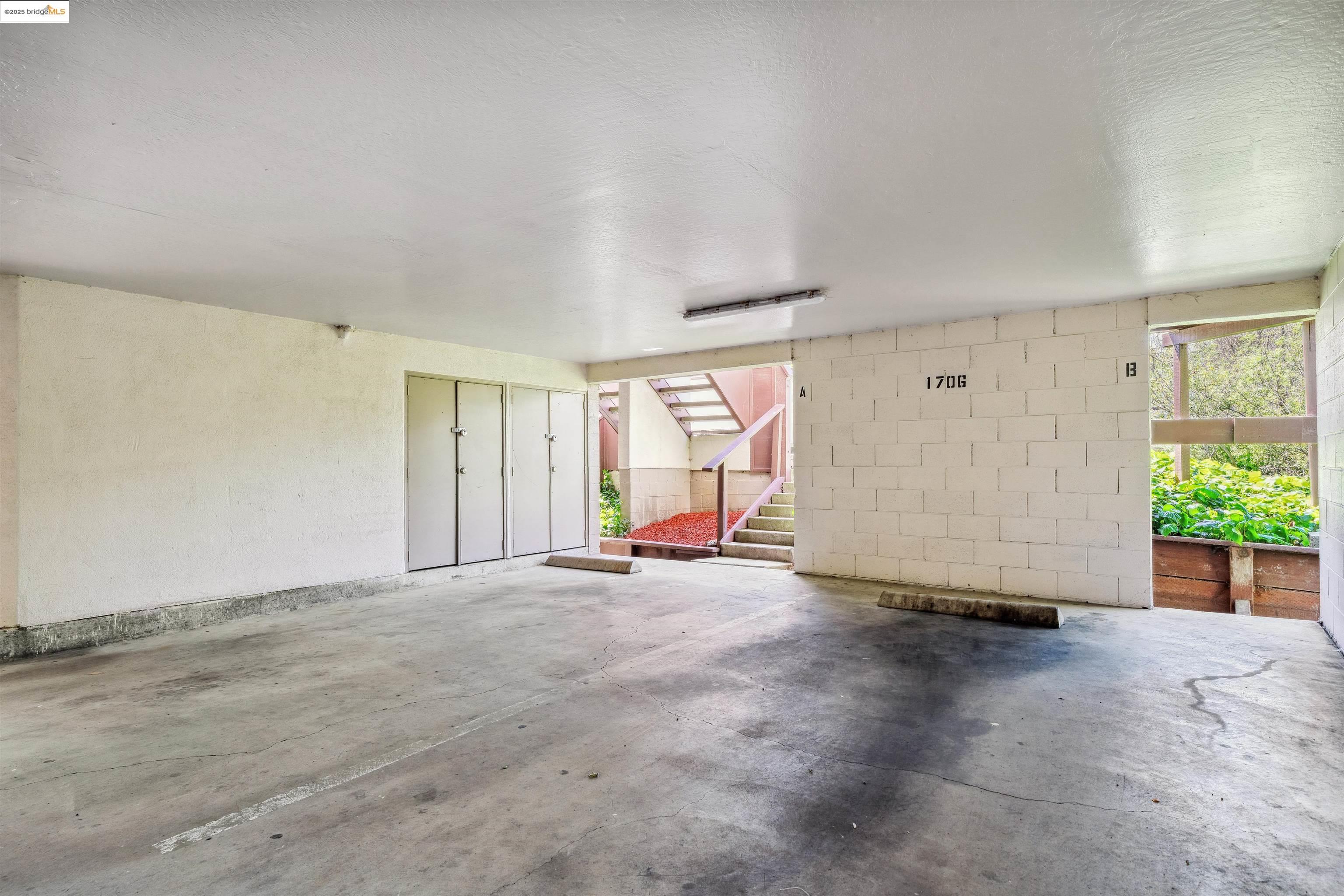 Detail Gallery Image 31 of 32 For 1706 Dalessi Dr, Pinole,  CA 94564 - 3 Beds | 2/1 Baths