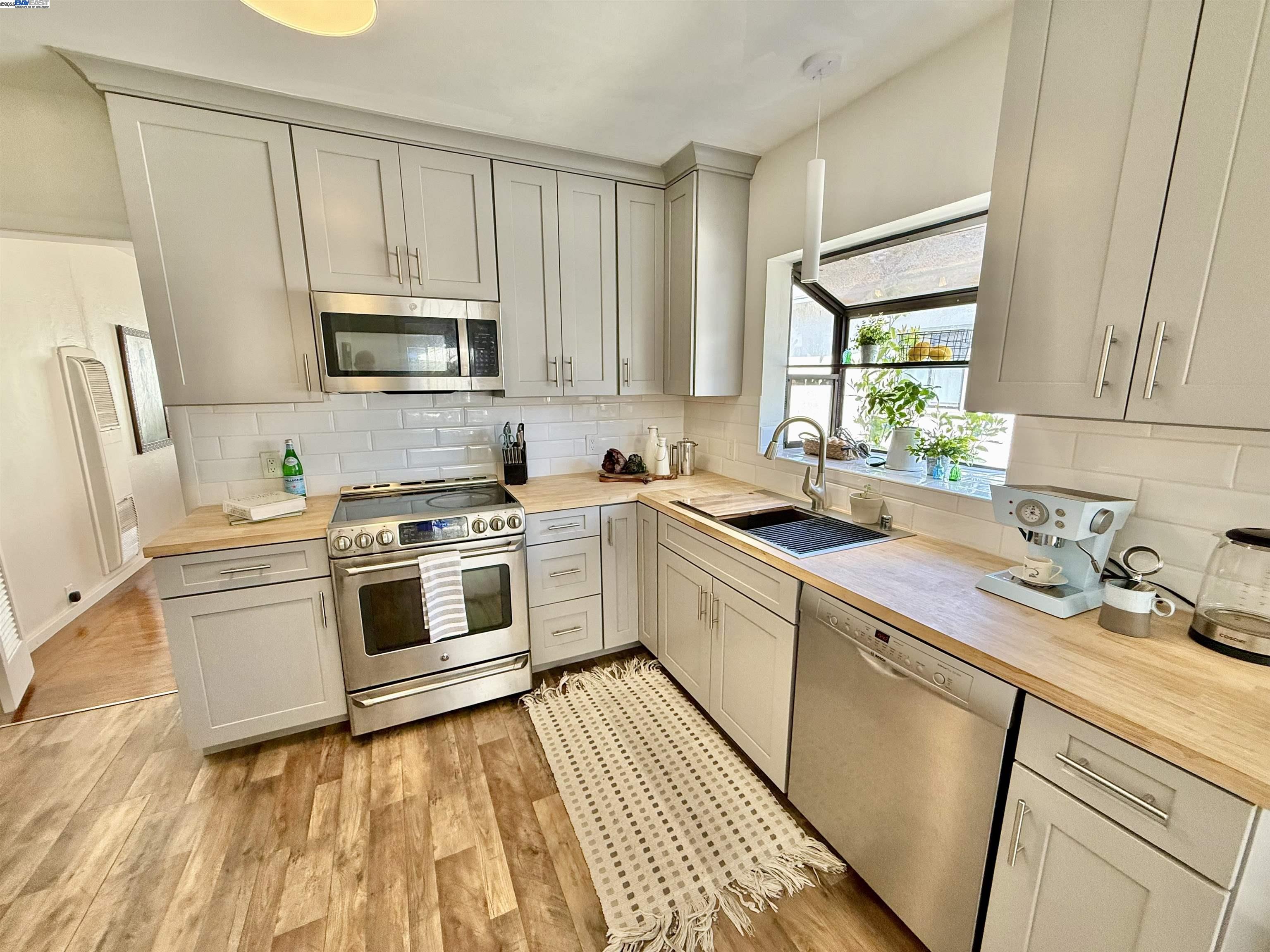 Detail Gallery Image 18 of 57 For 574 Lewis Ave, San Leandro,  CA 94577 - 2 Beds | 1 Baths