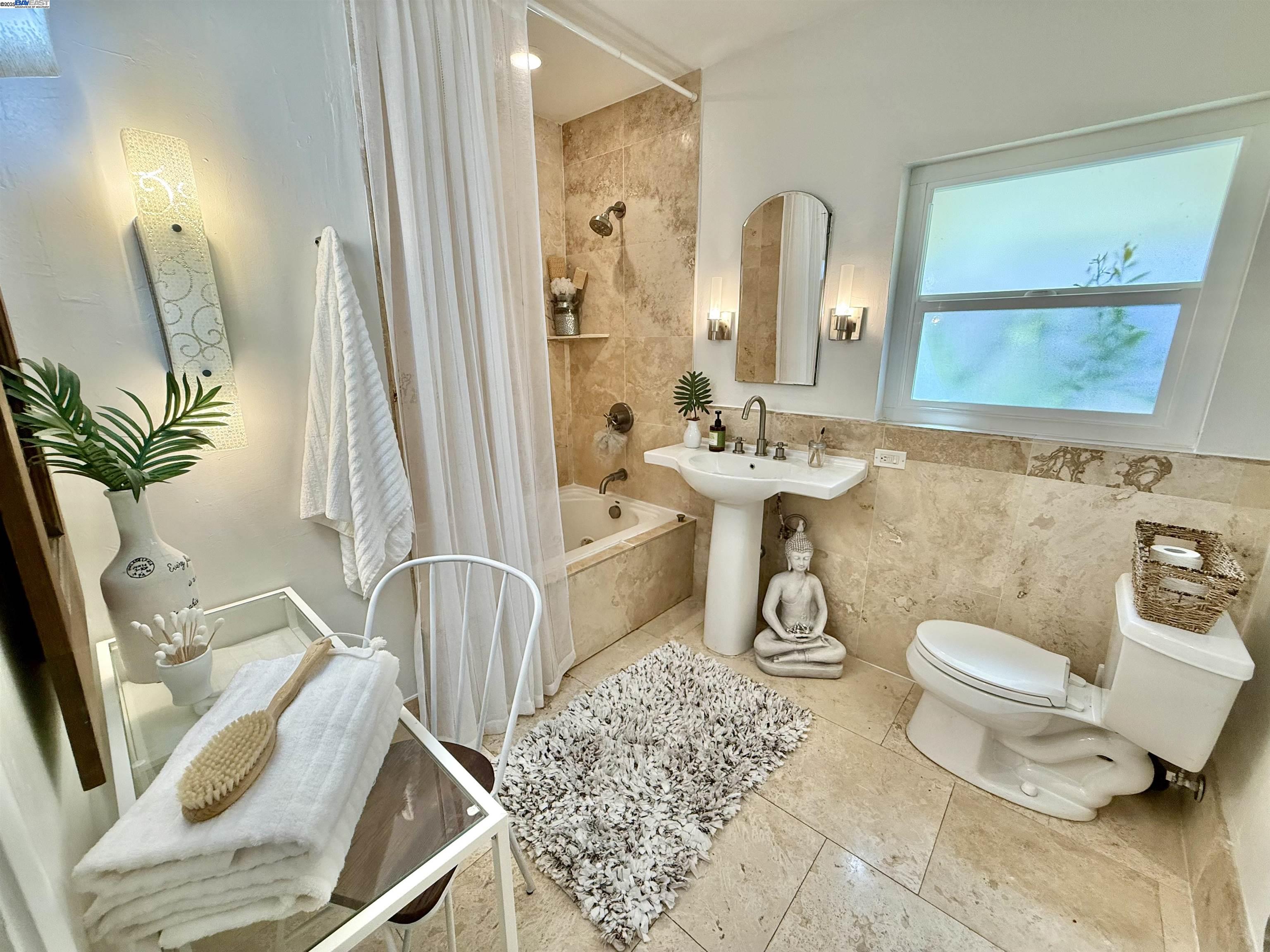 Detail Gallery Image 31 of 57 For 574 Lewis Ave, San Leandro,  CA 94577 - 2 Beds | 1 Baths