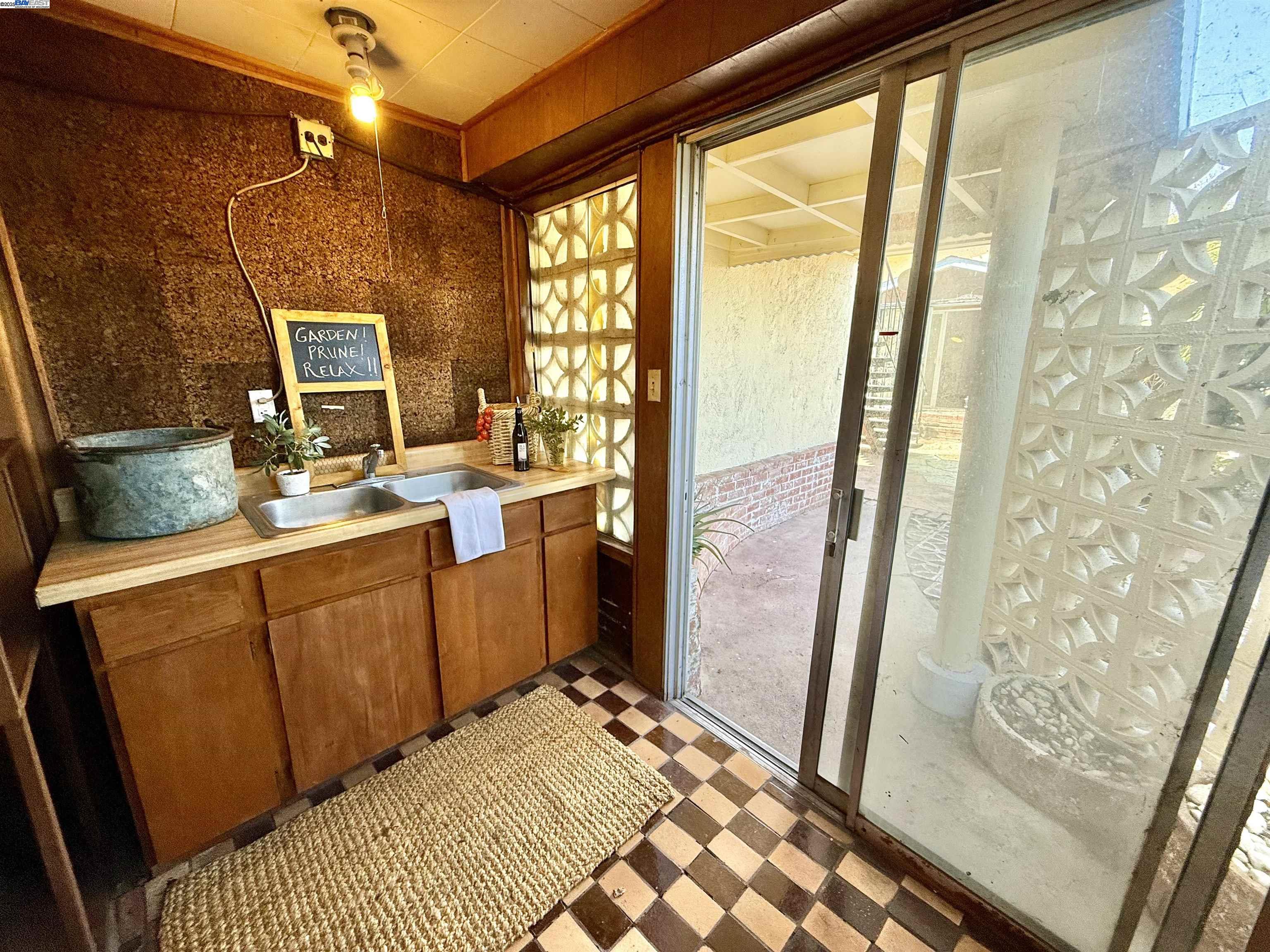 Detail Gallery Image 41 of 57 For 574 Lewis Ave, San Leandro,  CA 94577 - 2 Beds | 1 Baths
