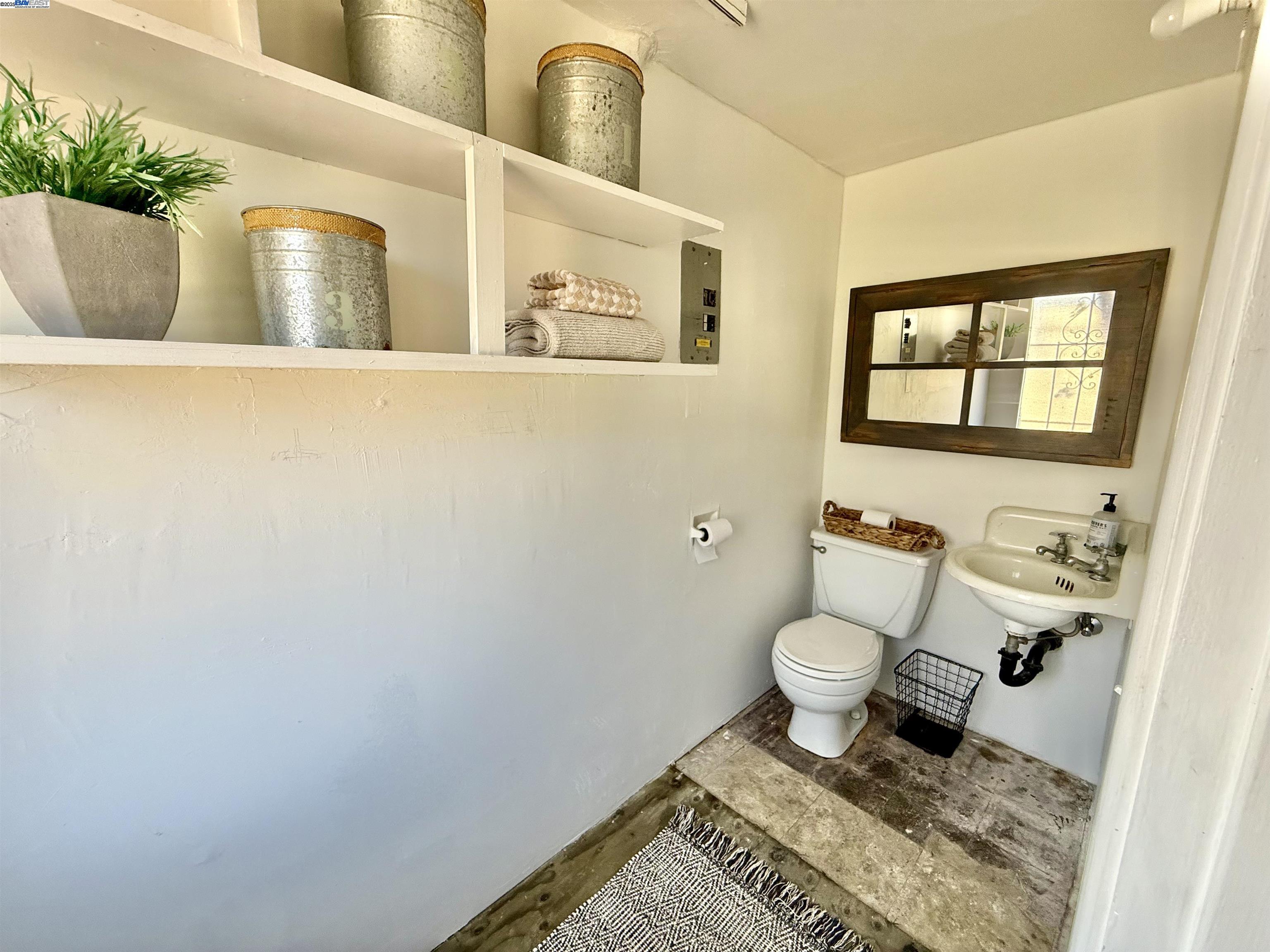 Detail Gallery Image 43 of 57 For 574 Lewis Ave, San Leandro,  CA 94577 - 2 Beds | 1 Baths