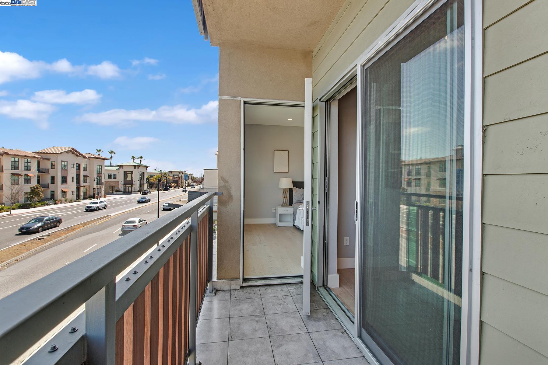 Detail Gallery Image 24 of 49 For 520 El Camino Real #202,  San Carlos,  CA 94070 - 2 Beds | 2 Baths