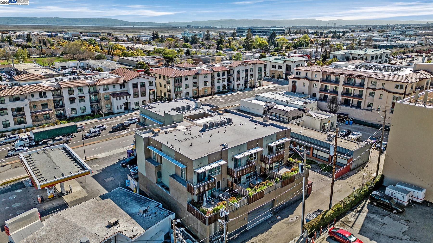 Detail Gallery Image 42 of 49 For 520 El Camino Real #308,  San Carlos,  CA 94070 - 3 Beds | 2 Baths