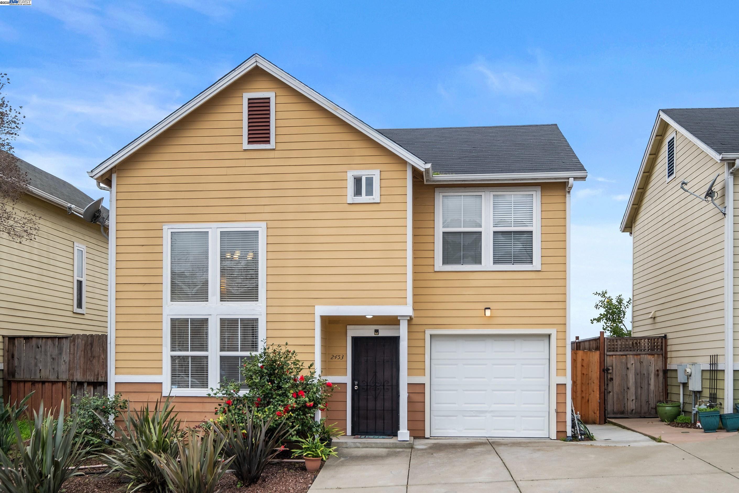 Detail Gallery Image 1 of 1 For 2453 Palmvilla Ct, Oakland,  CA 94605 - 3 Beds | 2 Baths
