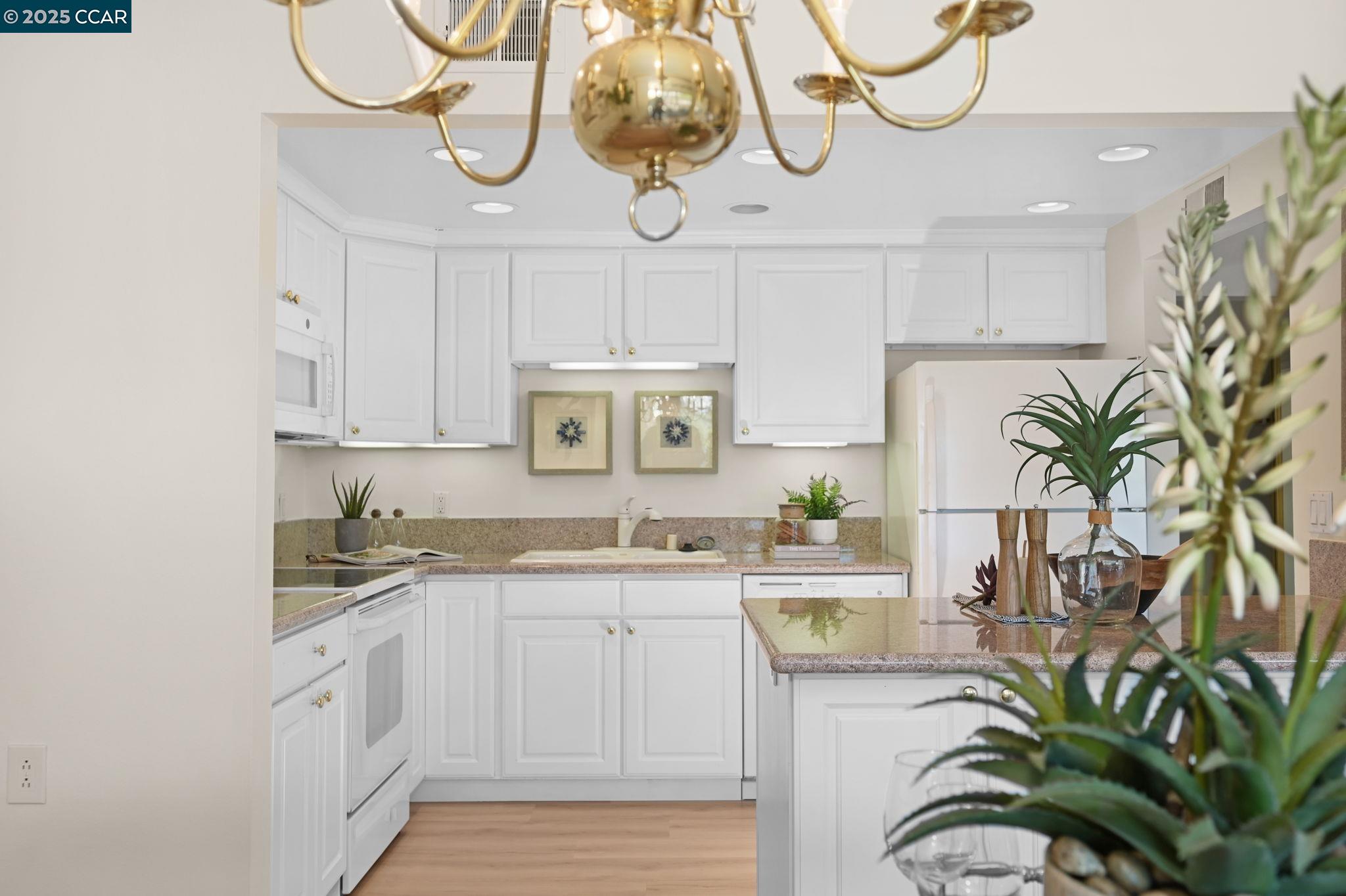 Photo #3: 41092080 Listing 