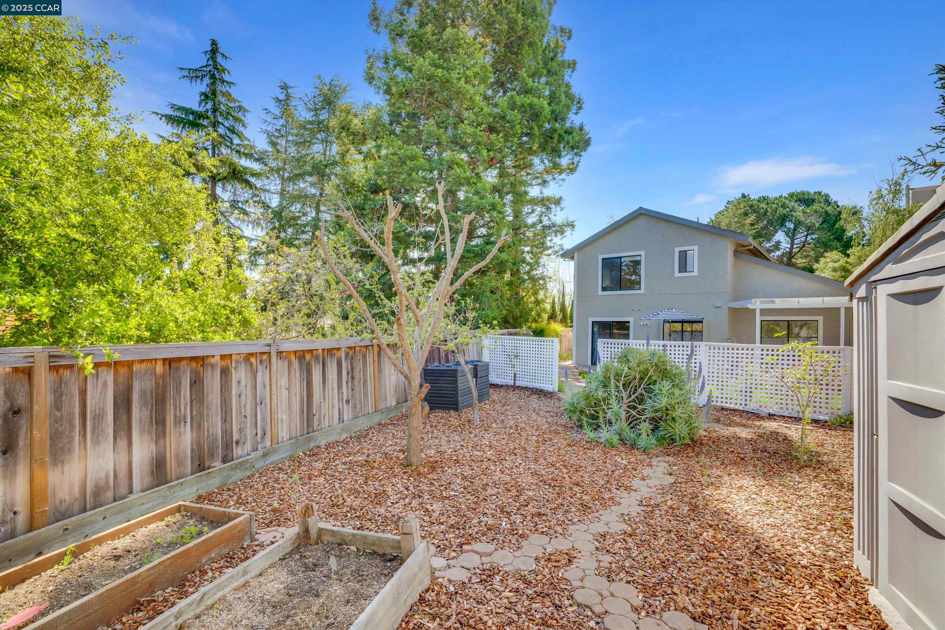 property-img